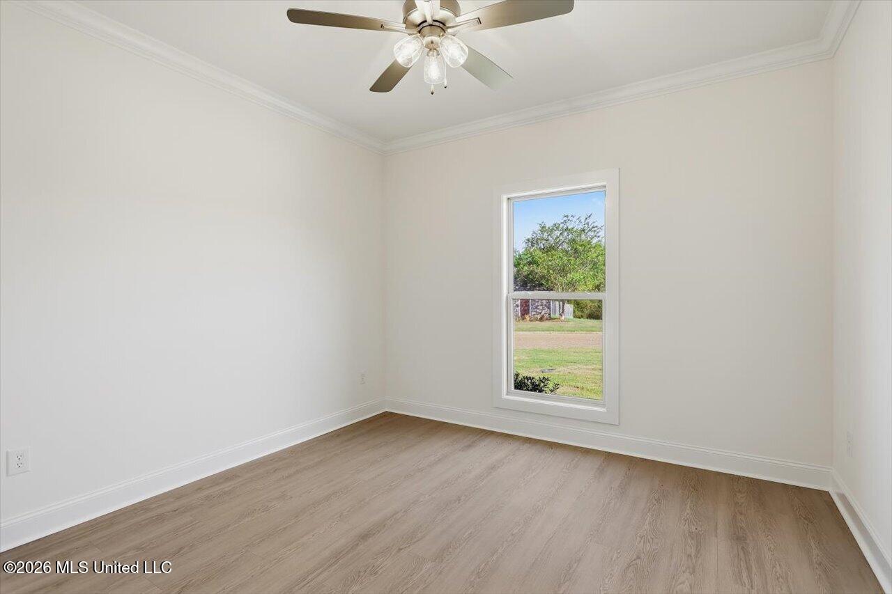 111 Newport Drive Property Photo 18