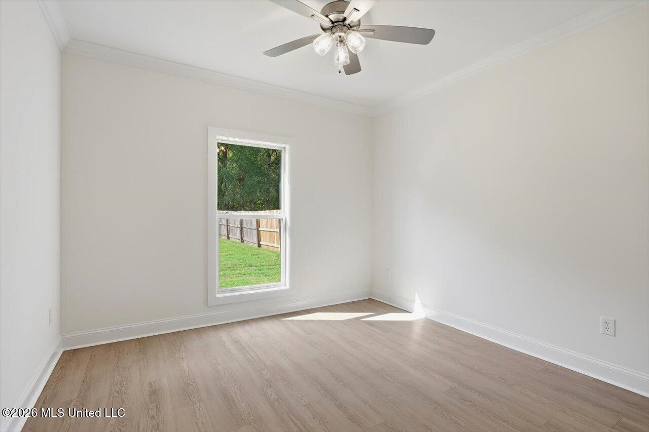 111 Newport Drive Property Photo 20