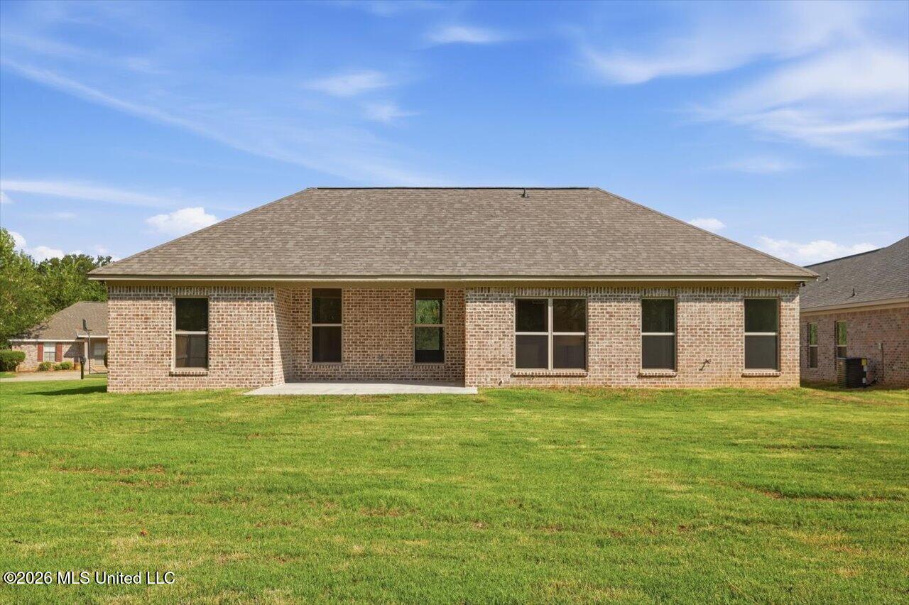 111 Newport Drive Property Photo 24