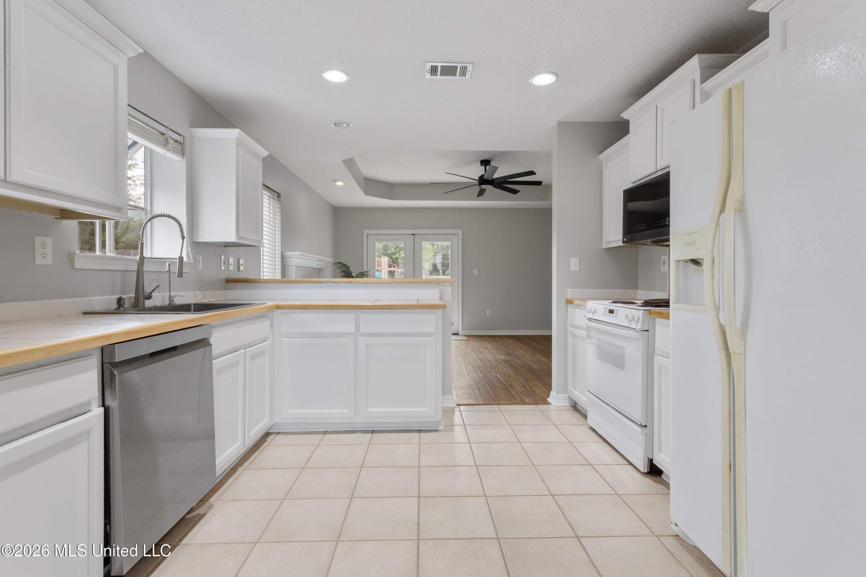 13134 Tyler Circle Property Photo 13