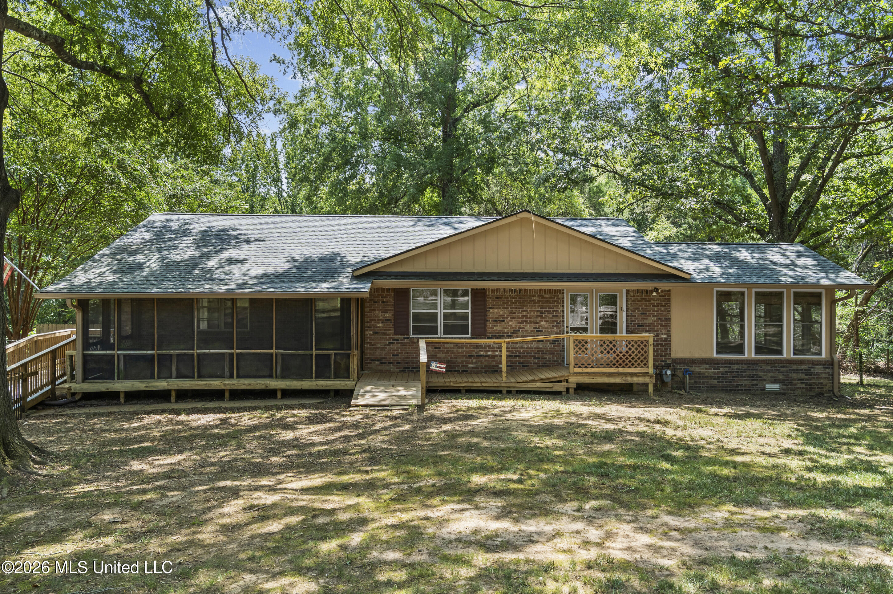 177 Dempsey Drive Property Photo 1