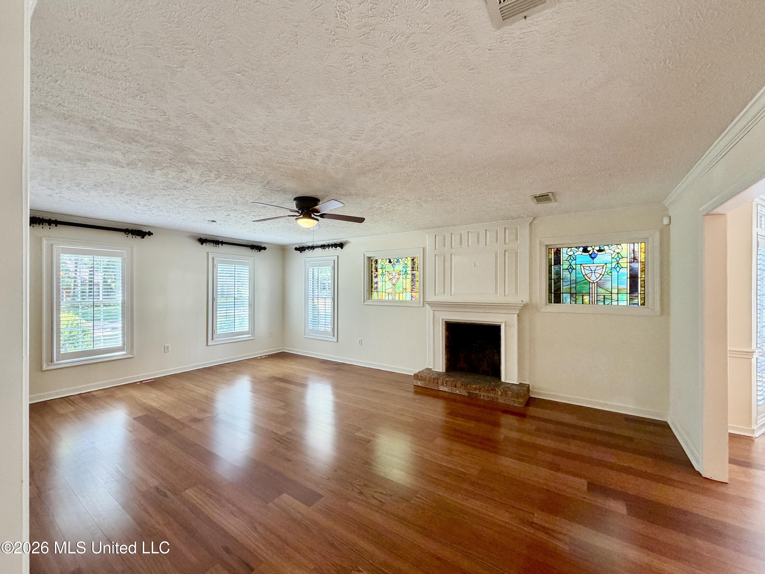 107 Caroline Cove Property Photo 28