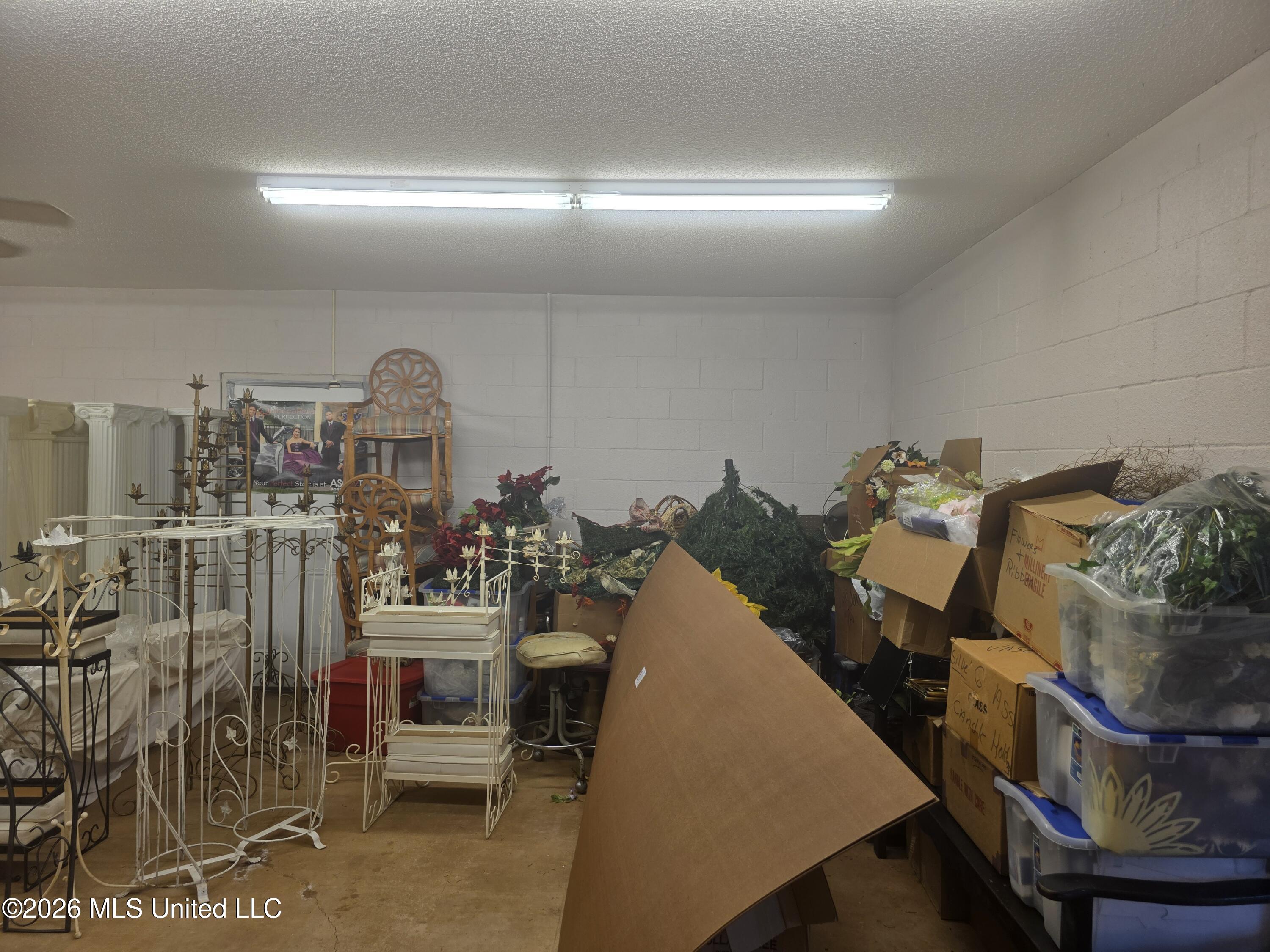 429 Dyson Drive Property Photo 7