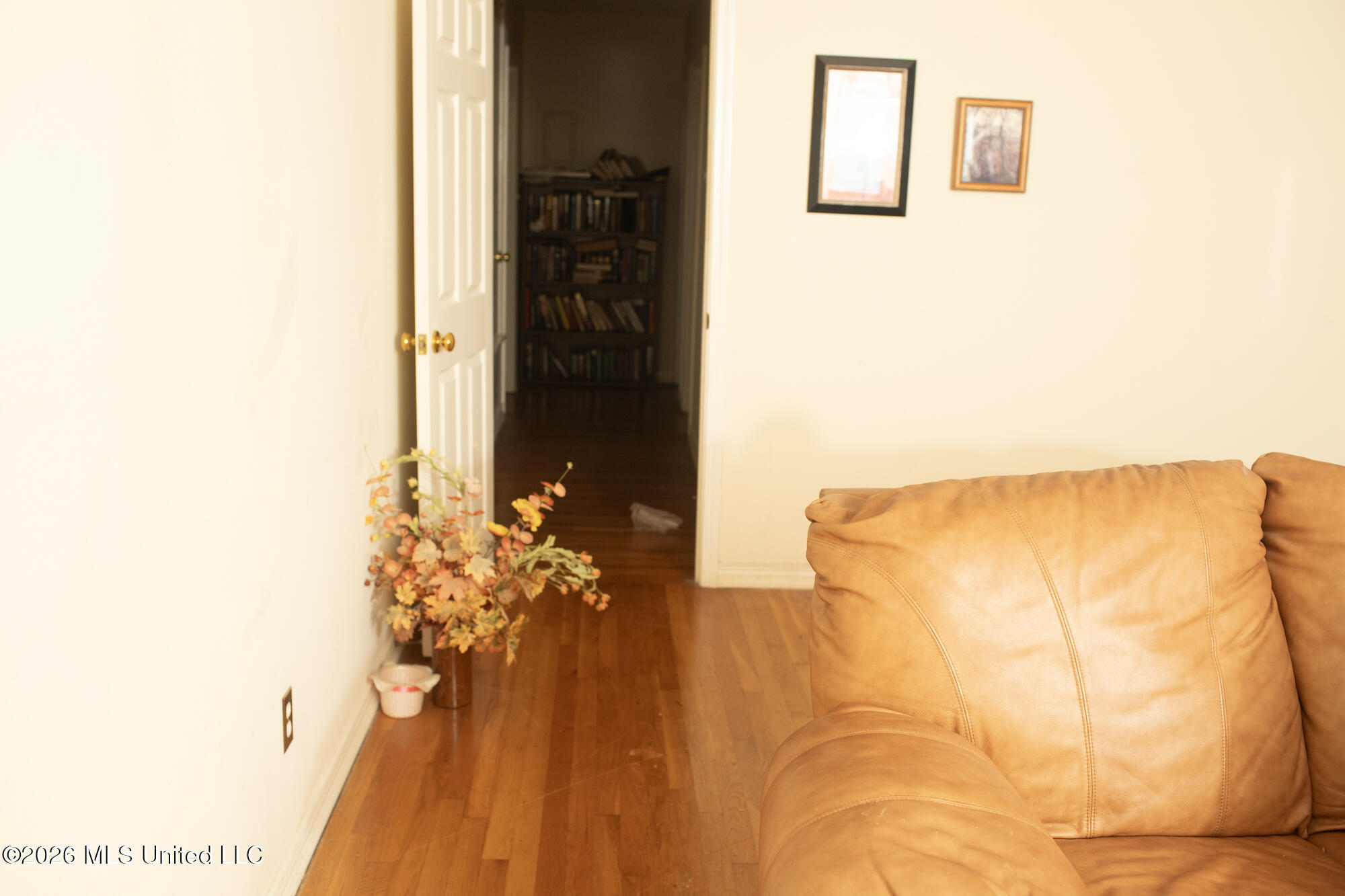 5447 Venetian Way Property Photo 2