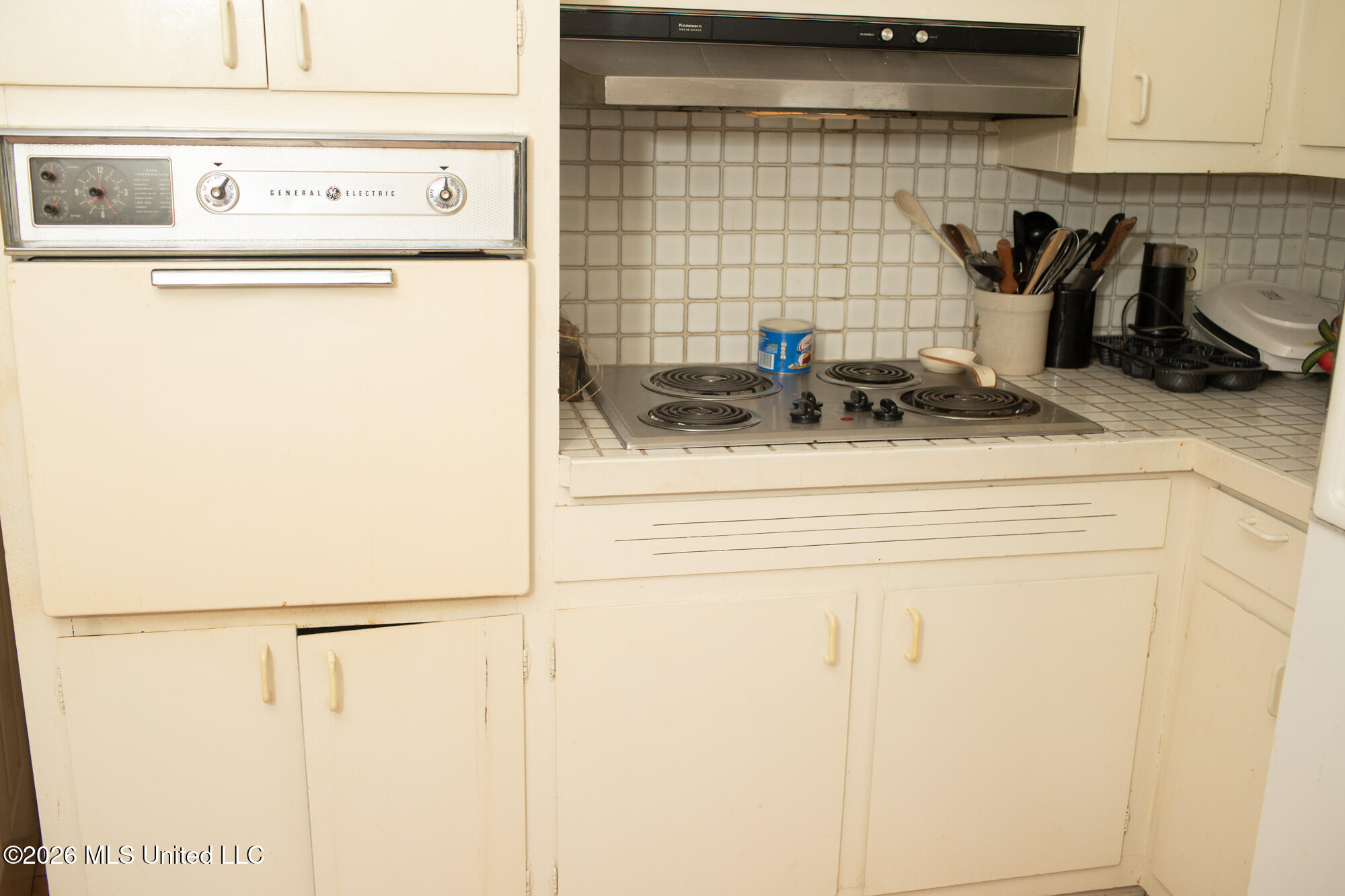 5447 Venetian Way Property Photo 8