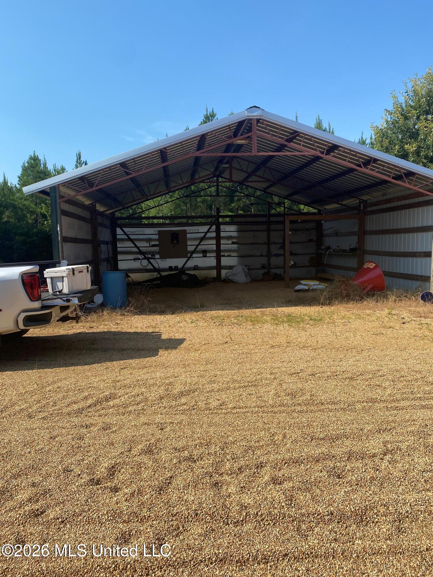 Co Rd 4005 Property Photo 3