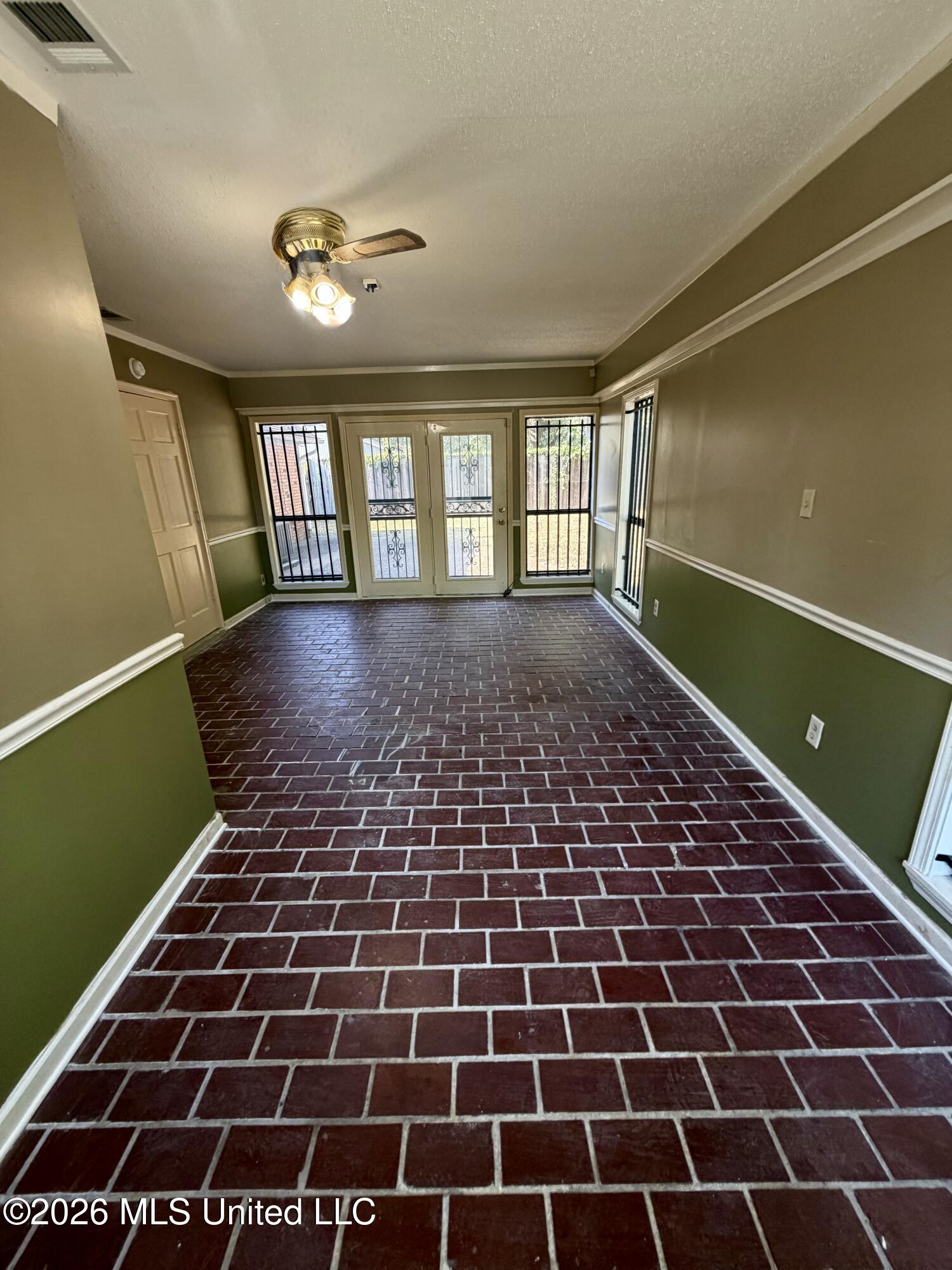 2558 Mourning Dove Street Property Photo 15