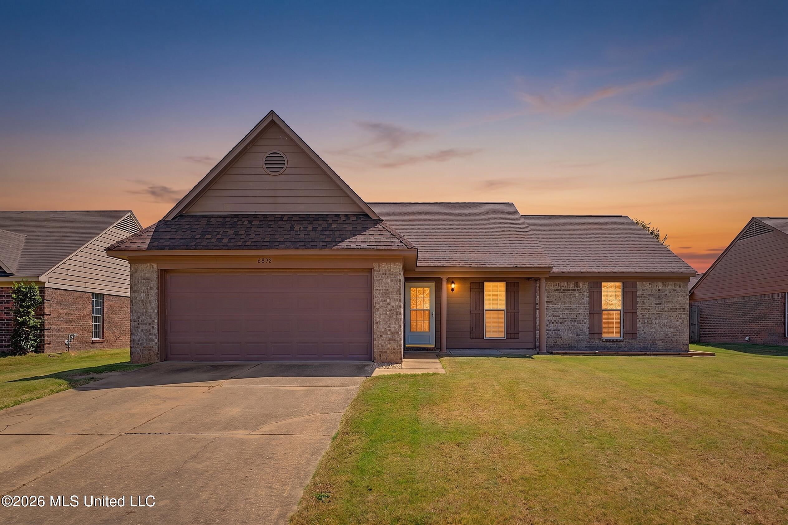6892 Tealwood Drive Property Photo 1