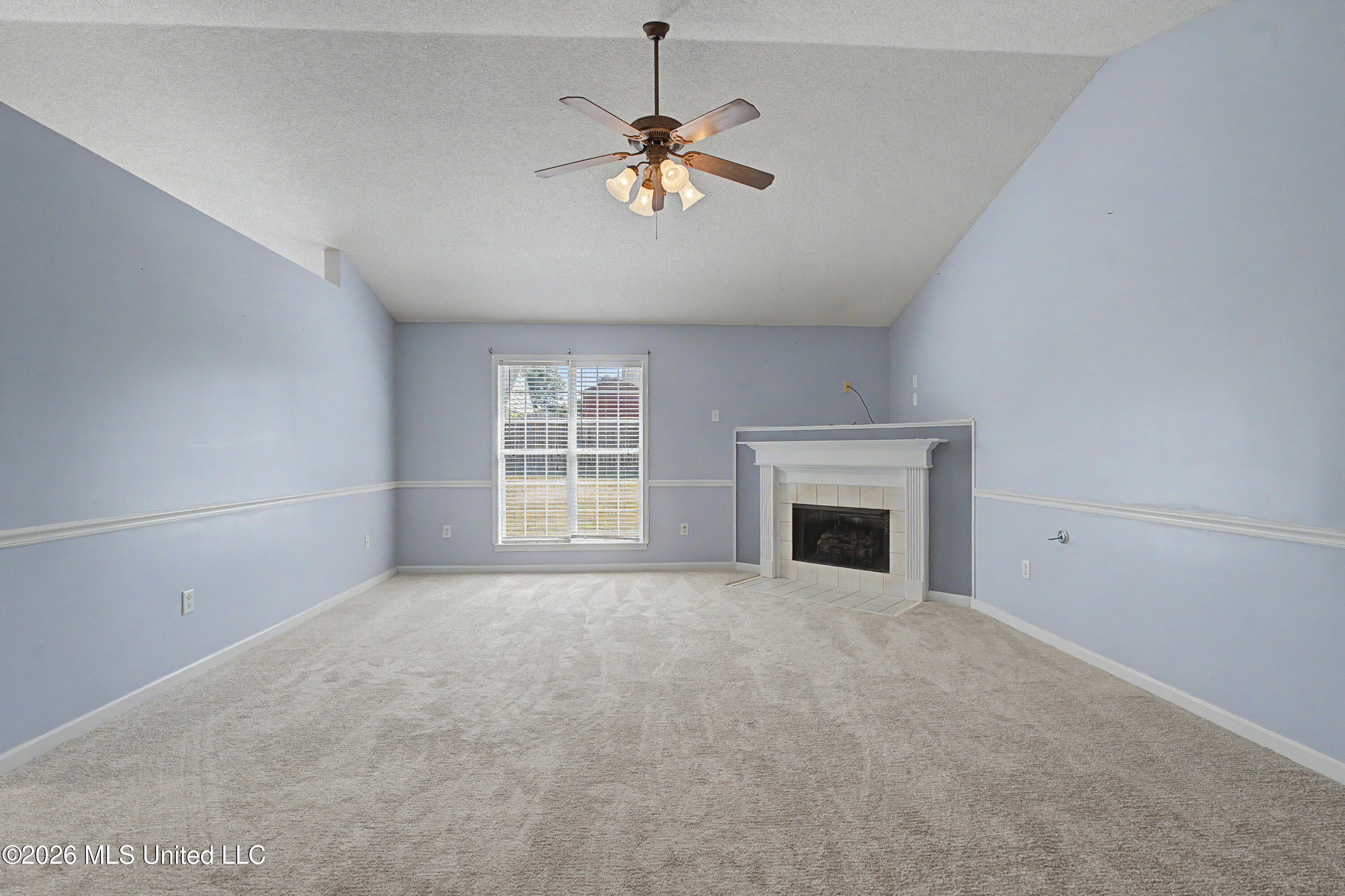 6892 Tealwood Drive Property Photo 17