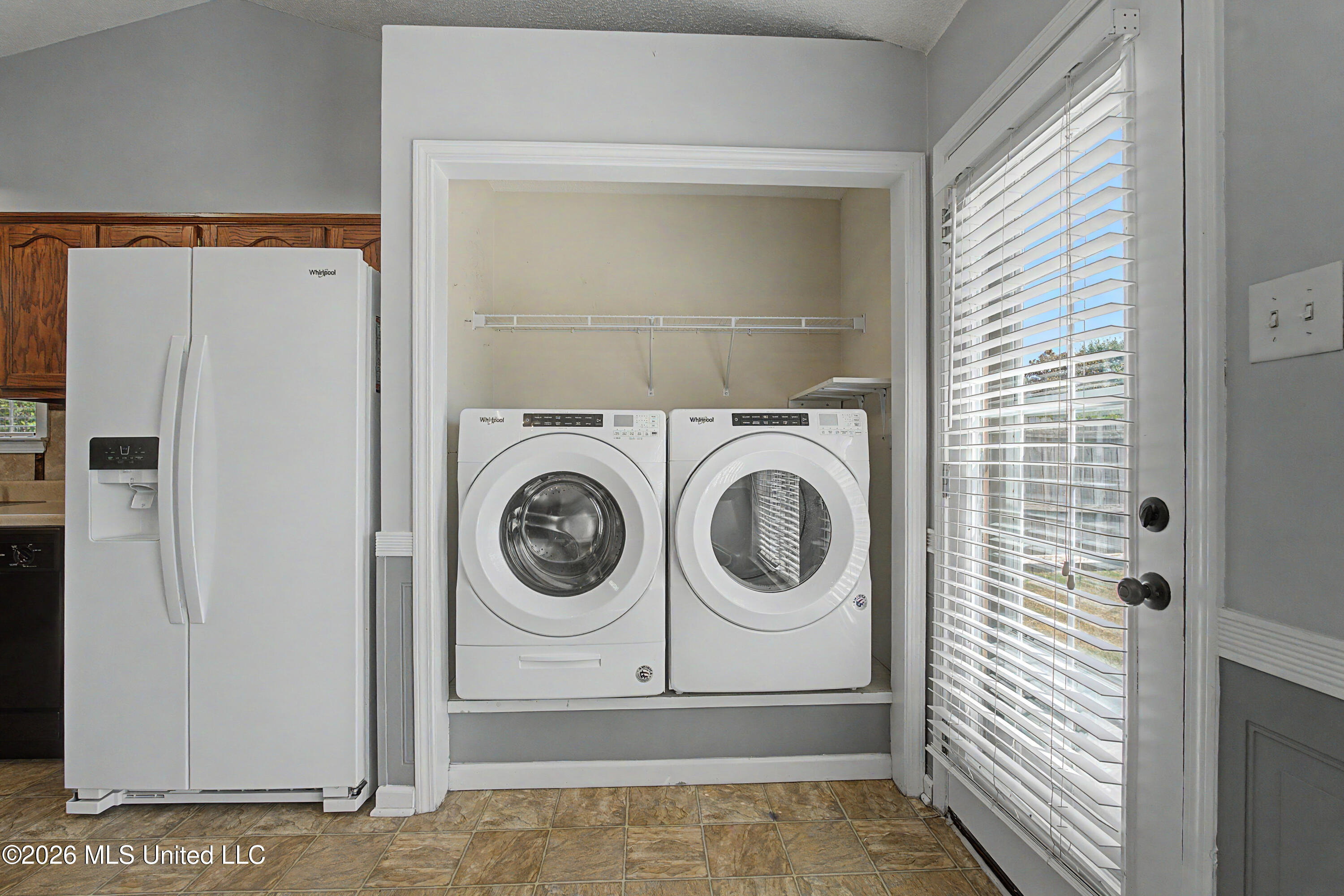 6892 Tealwood Drive Property Photo 23