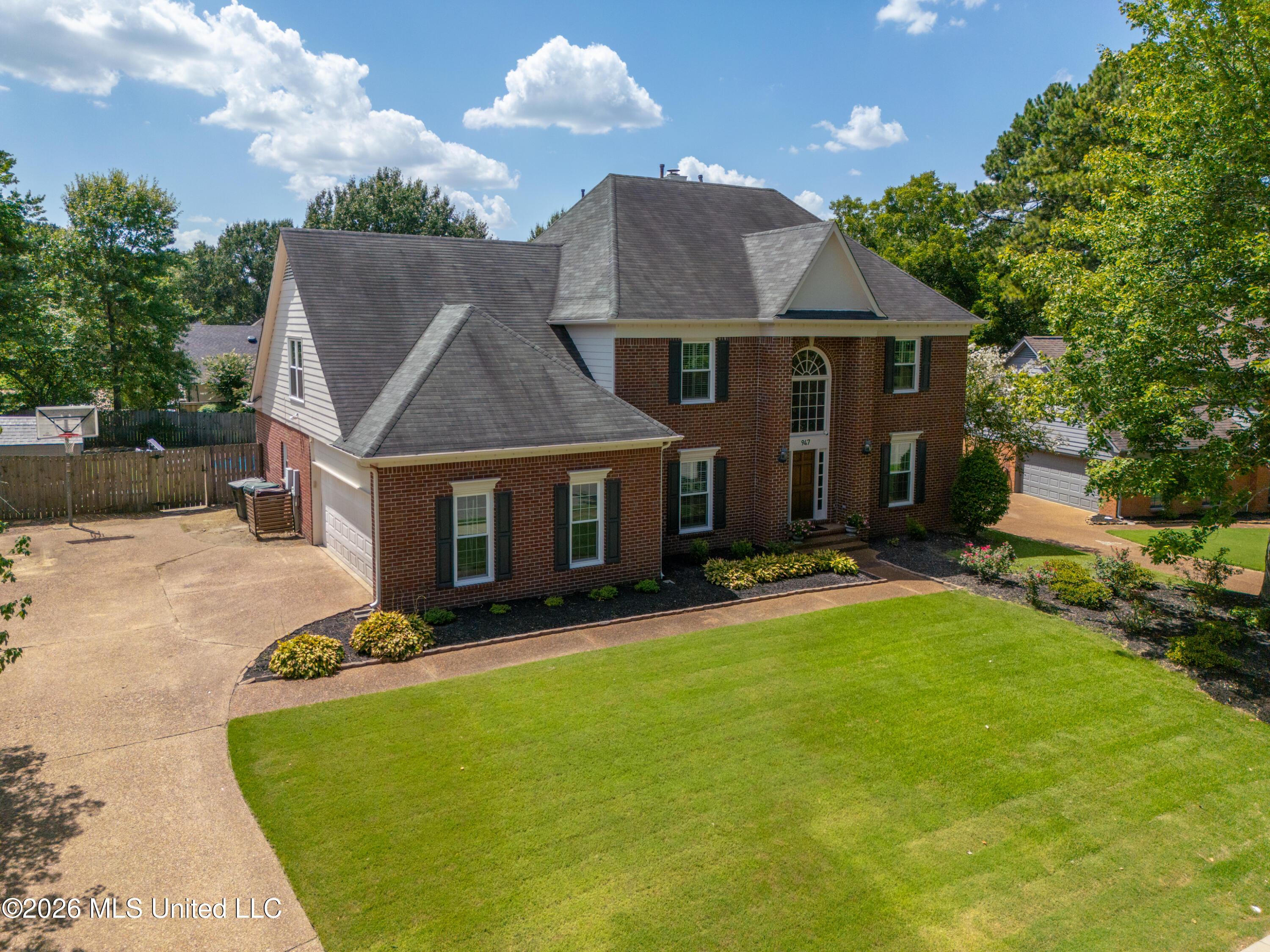 947 Valleyview Lane Property Image