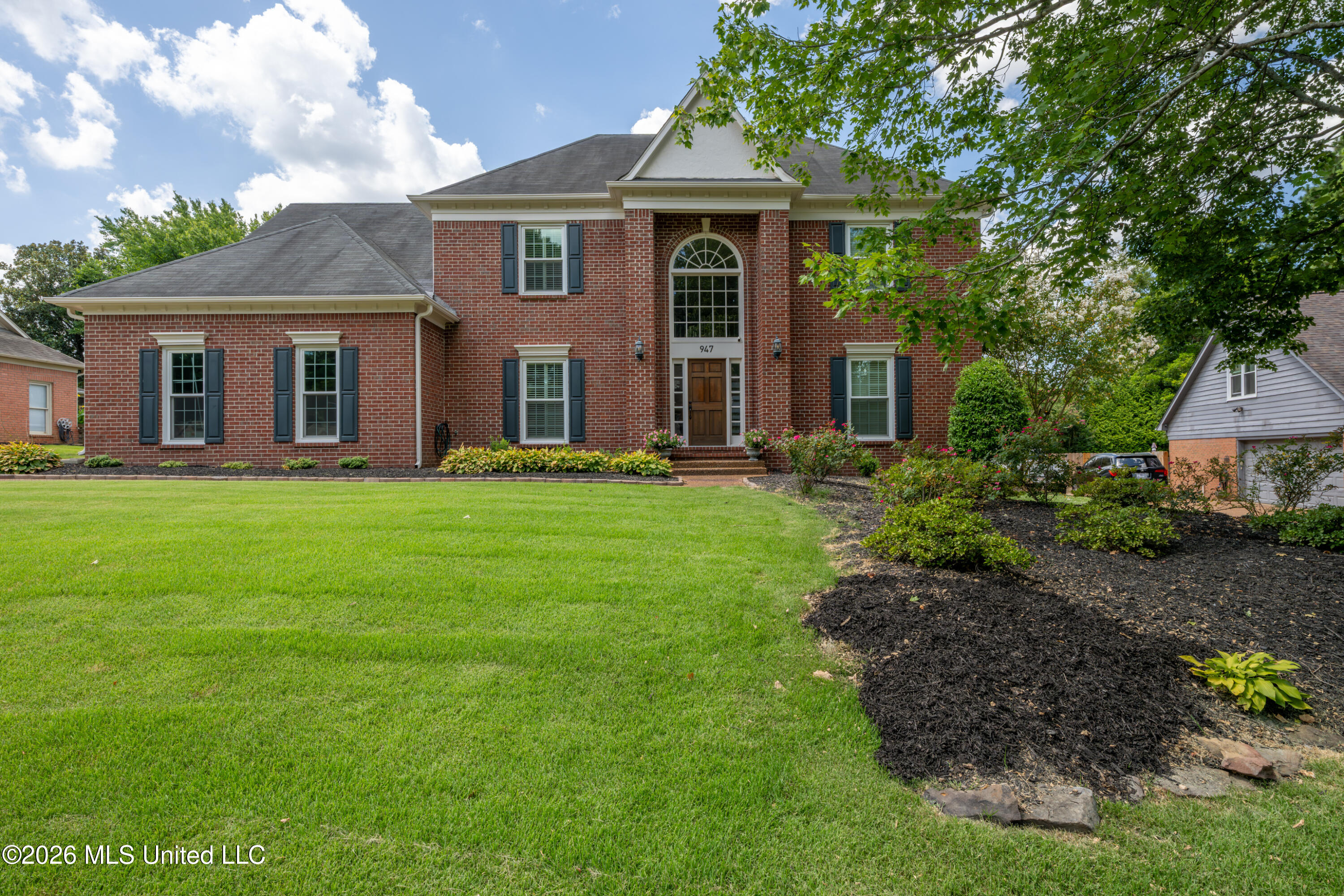 947 Valleyview Lane Property Photo 6