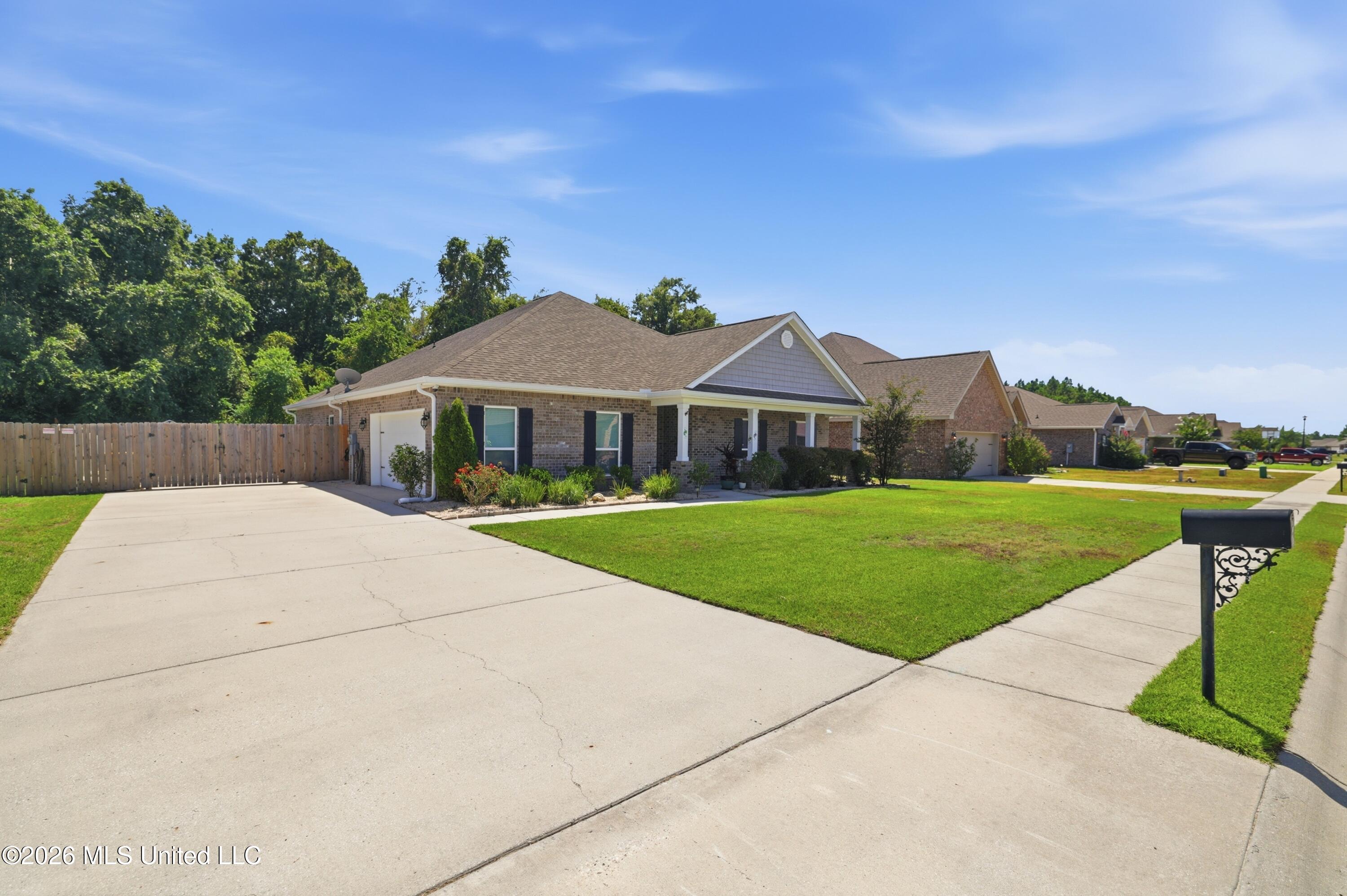 6417 Chickory Way Property Photo 1