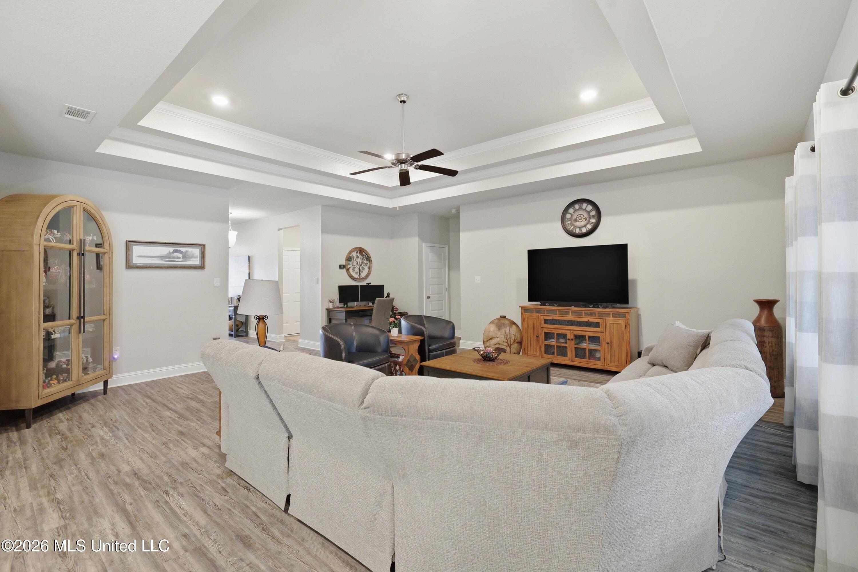 6417 Chickory Way Property Photo 12