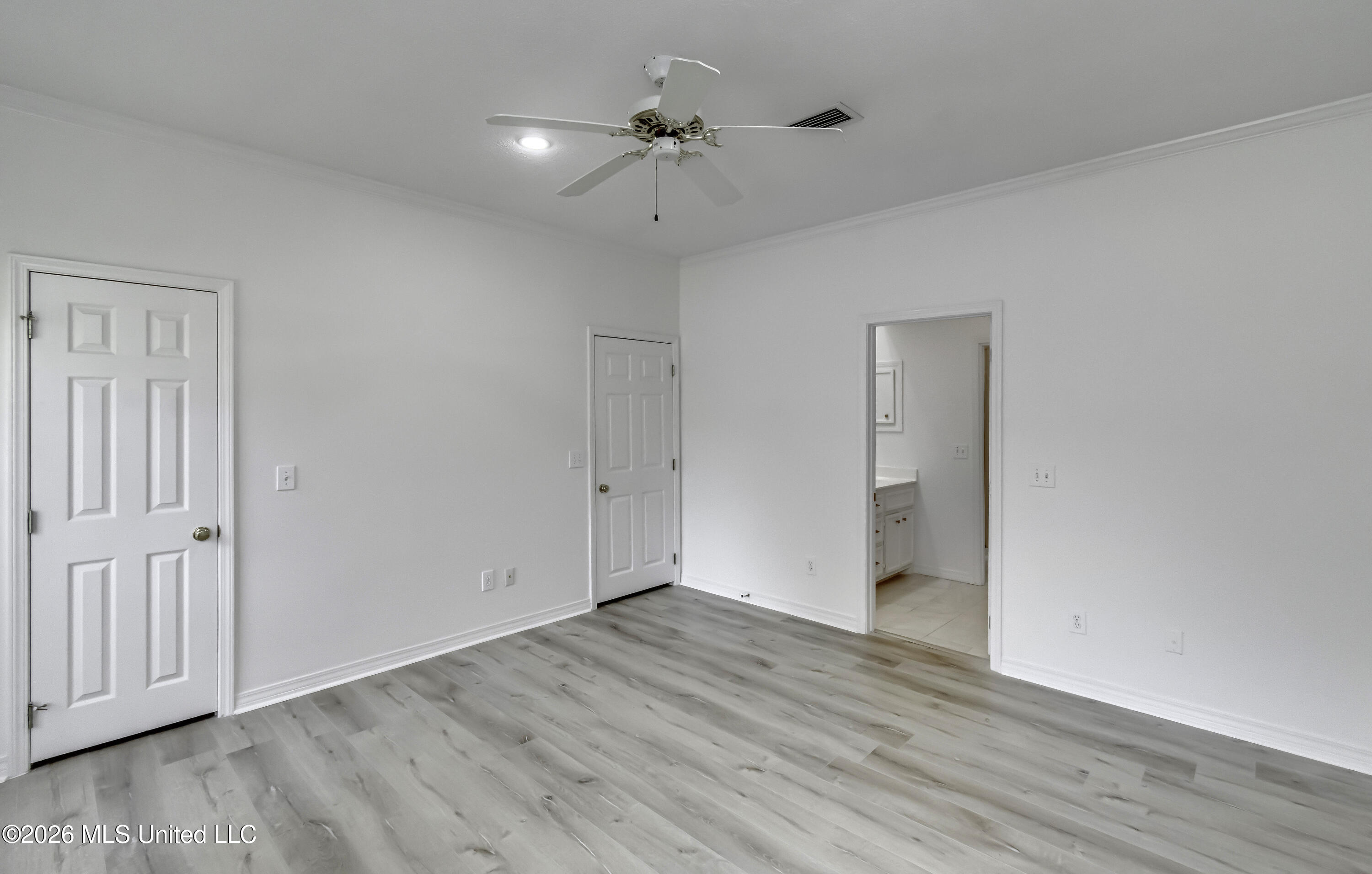 403 Sawtooth Cove Property Photo 28