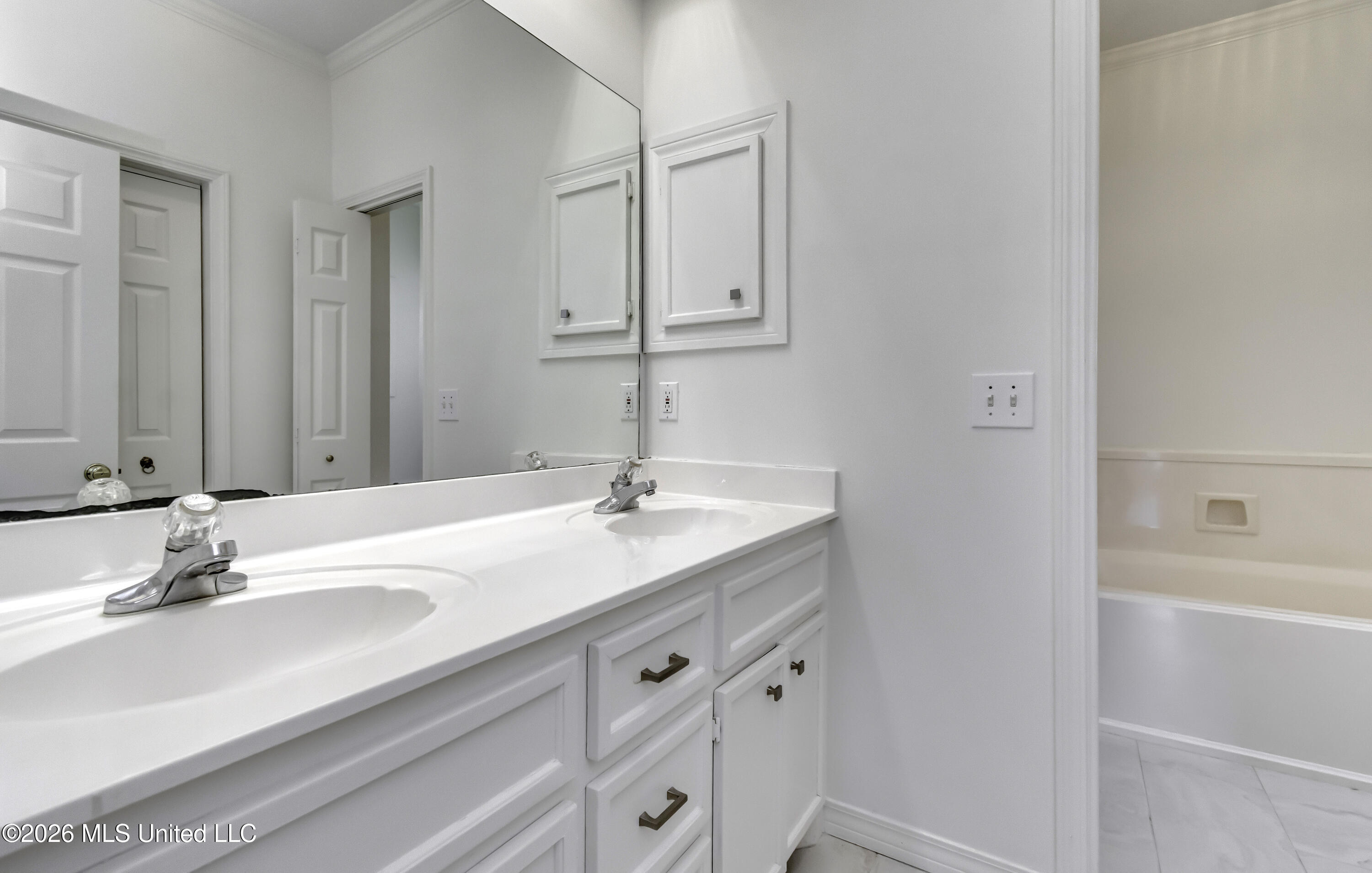 403 Sawtooth Cove Property Photo 31