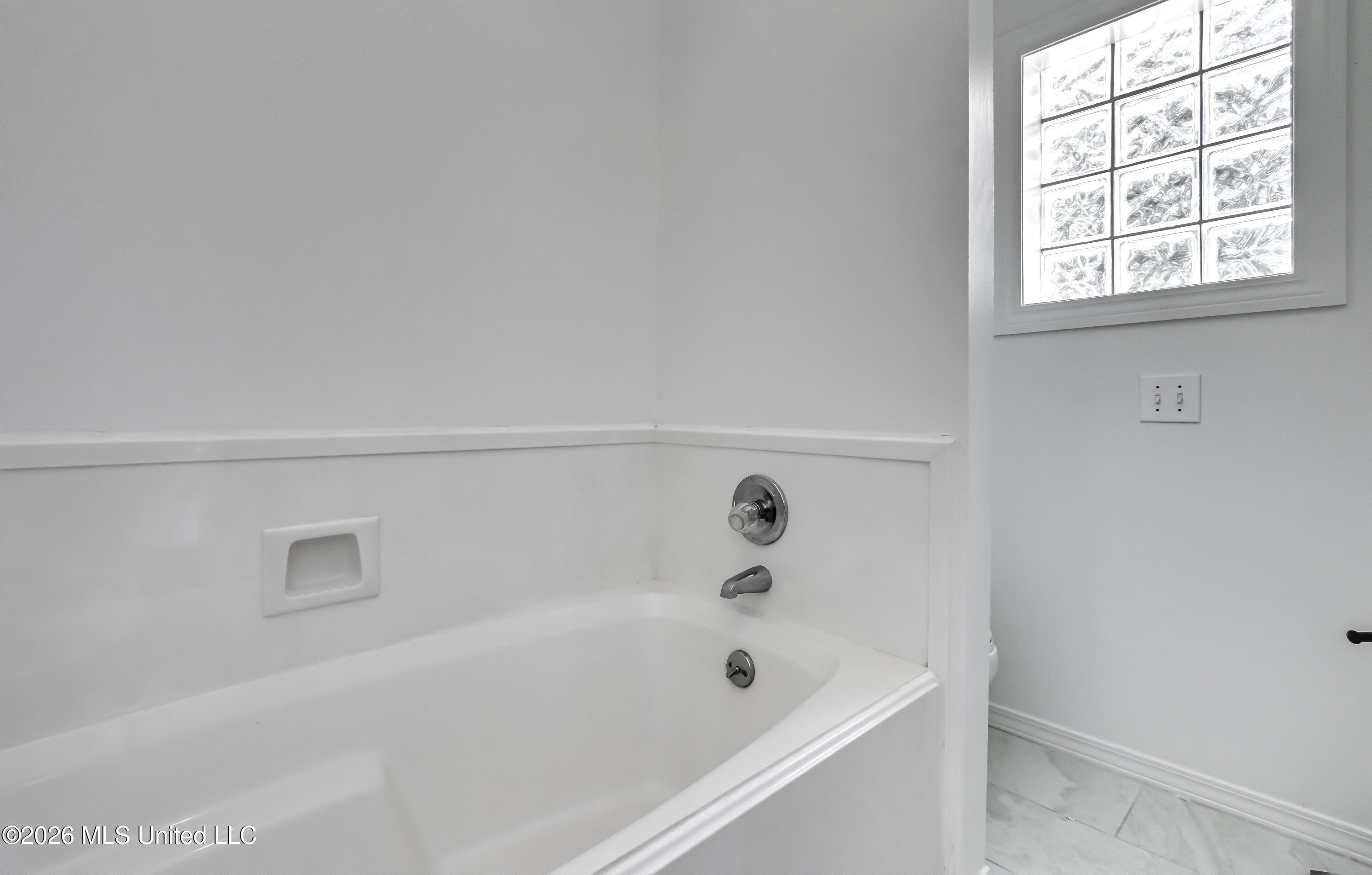 403 Sawtooth Cove Property Photo 34