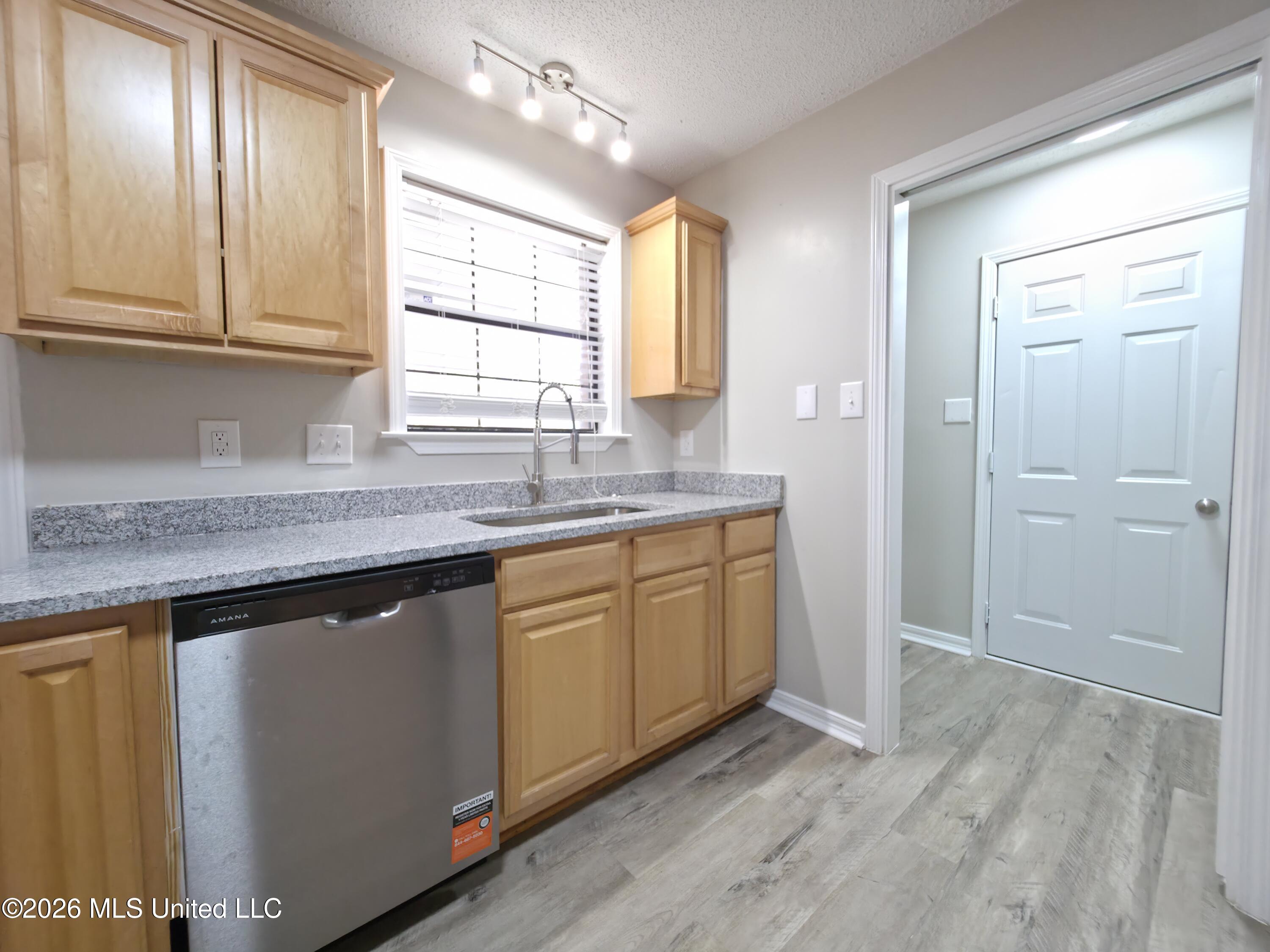 959 Mary Ruth Drive Property Photo 12