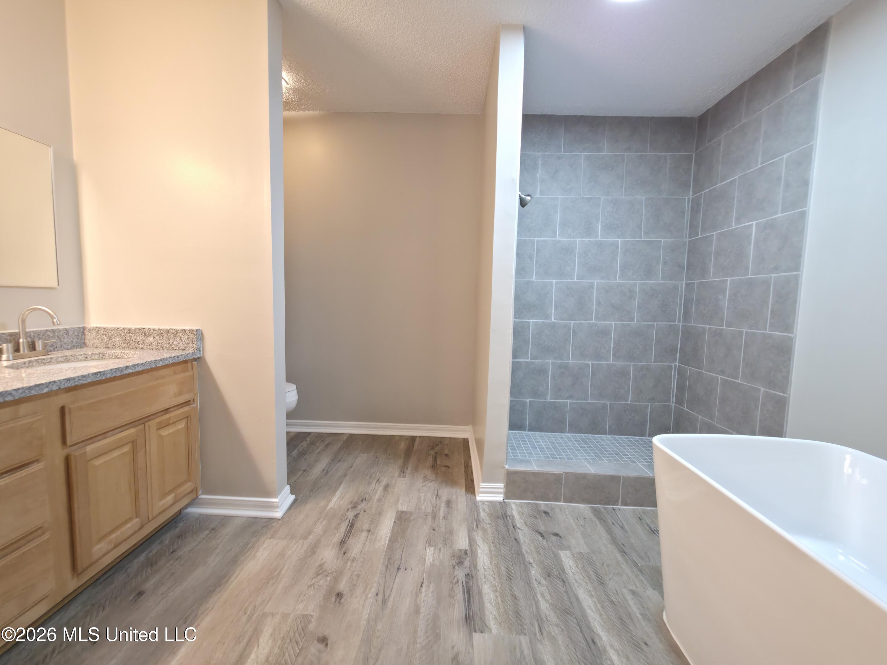 959 Mary Ruth Drive Property Photo 18