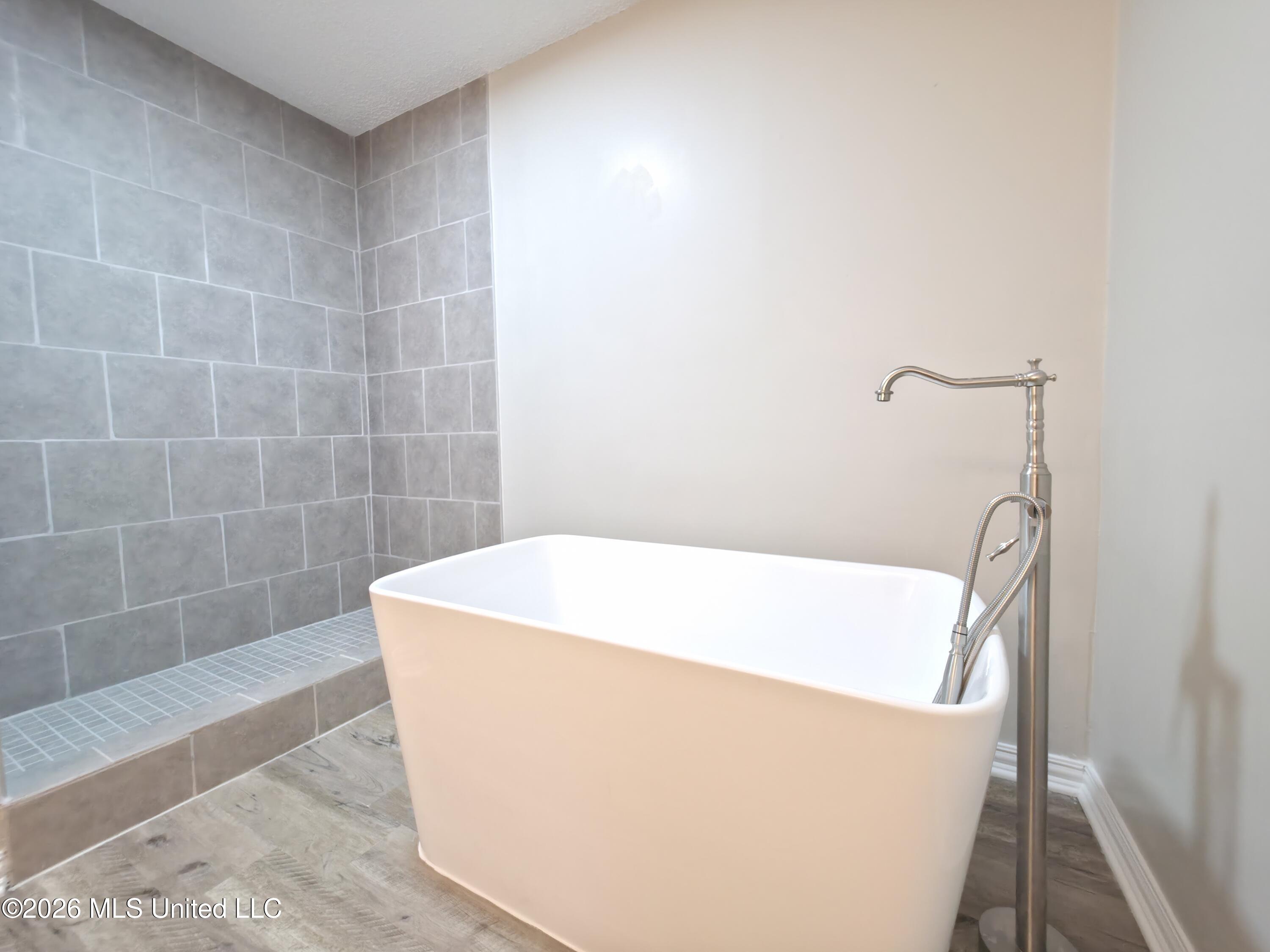 959 Mary Ruth Drive Property Photo 20