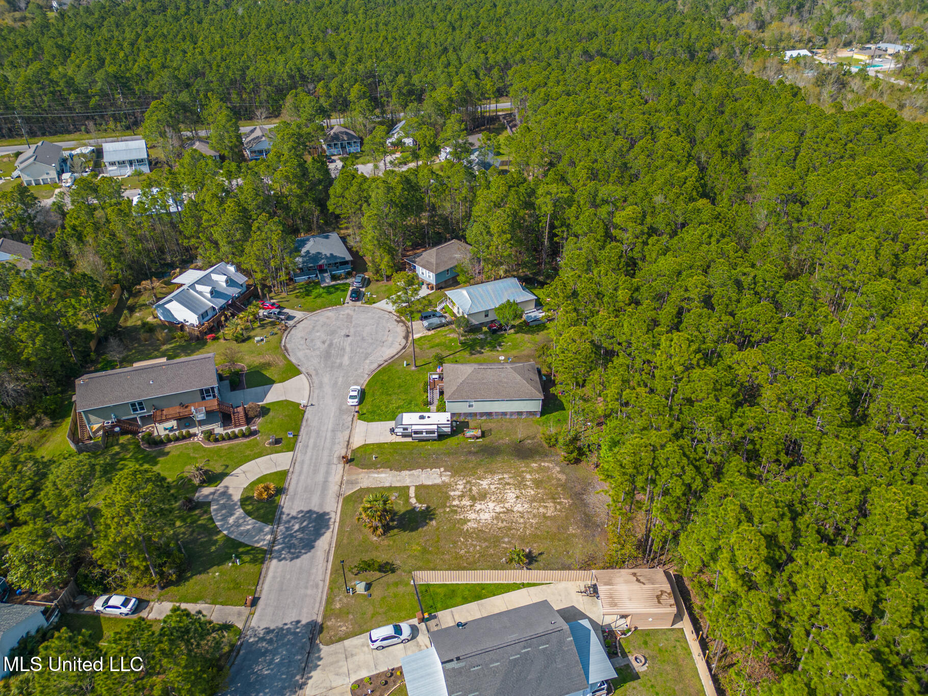 814 Deer Trail Lane Property Photo 11