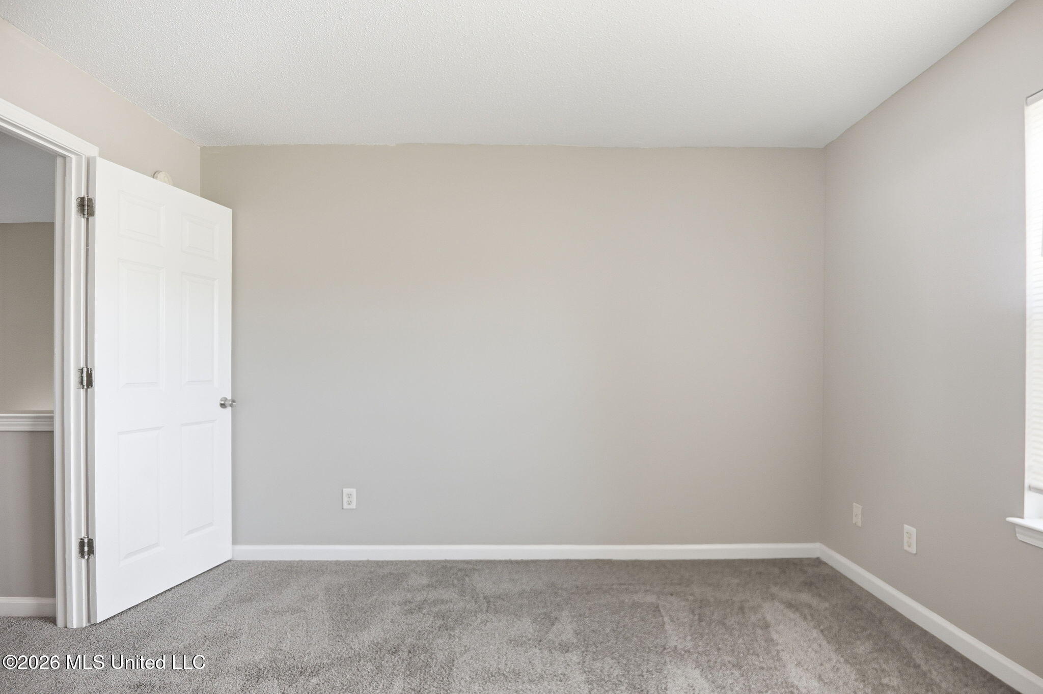 7270 Illinois Central Avenue Property Photo 7