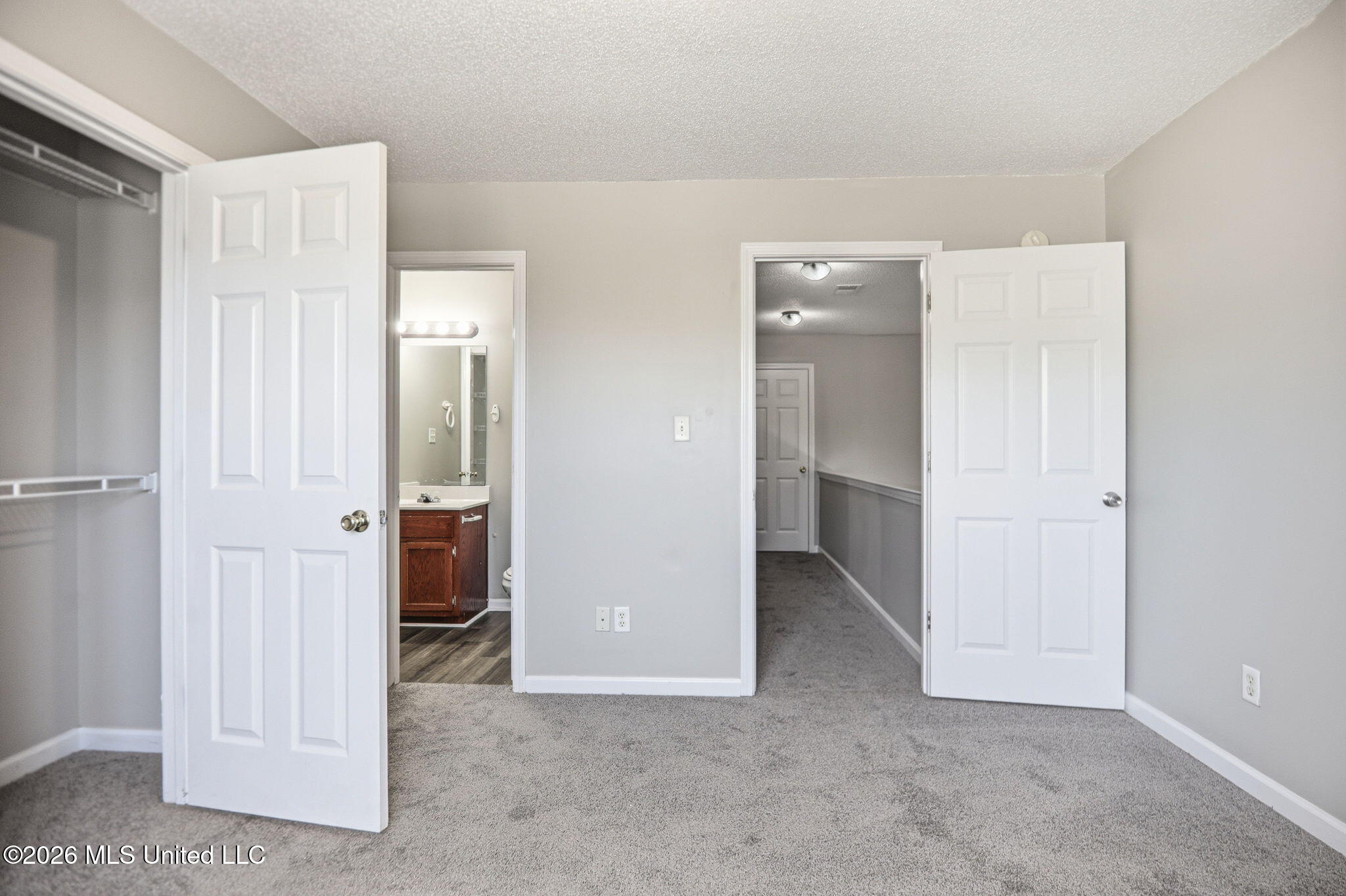 7270 Illinois Central Avenue Property Photo 20