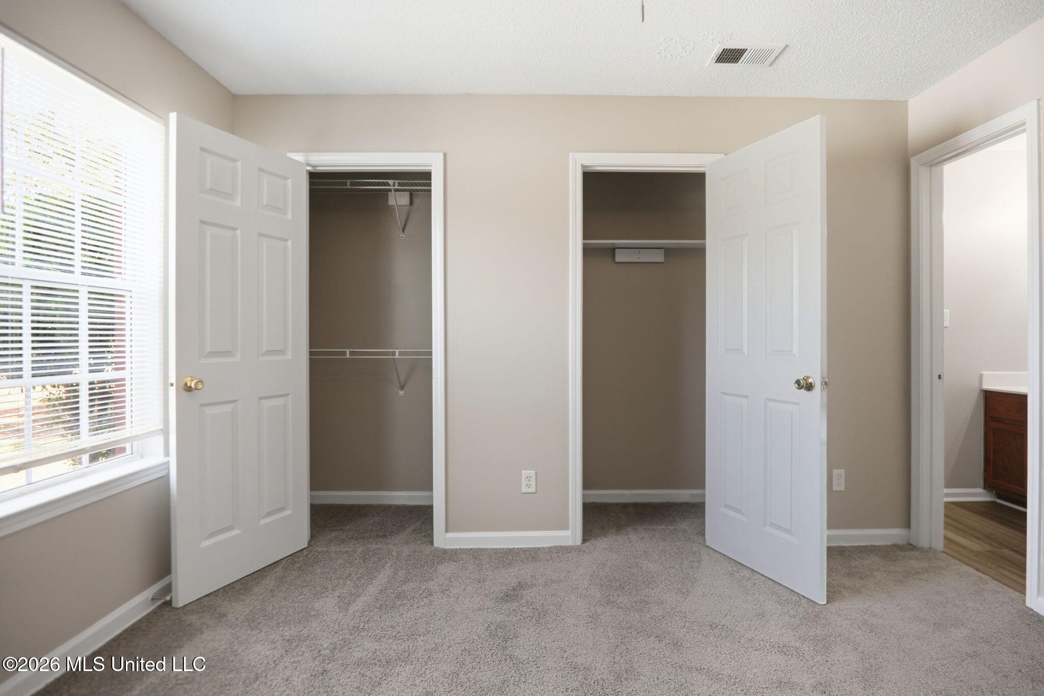 7270 Illinois Central Avenue Property Photo 21