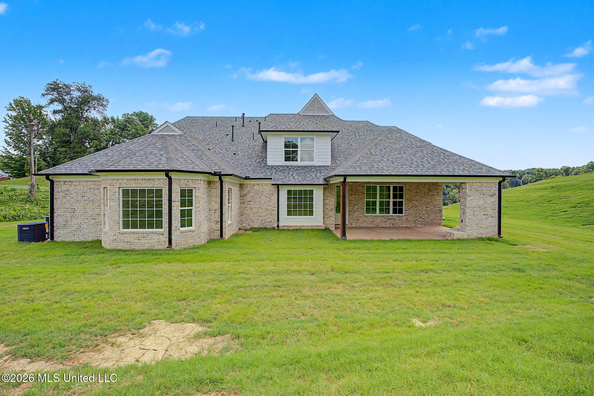 8130 Soaring Oaks Drive Property Photo 42