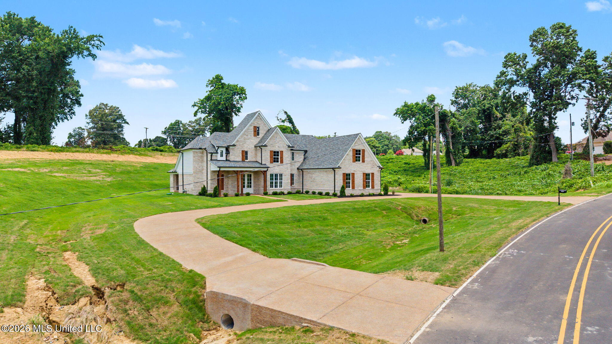 8130 Soaring Oaks Drive Property Photo 44