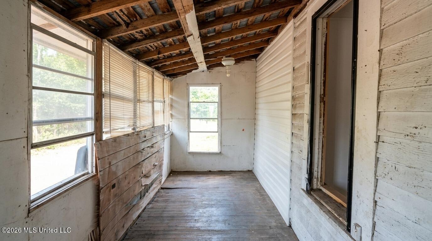 3401 Johnson Street Property Photo 12