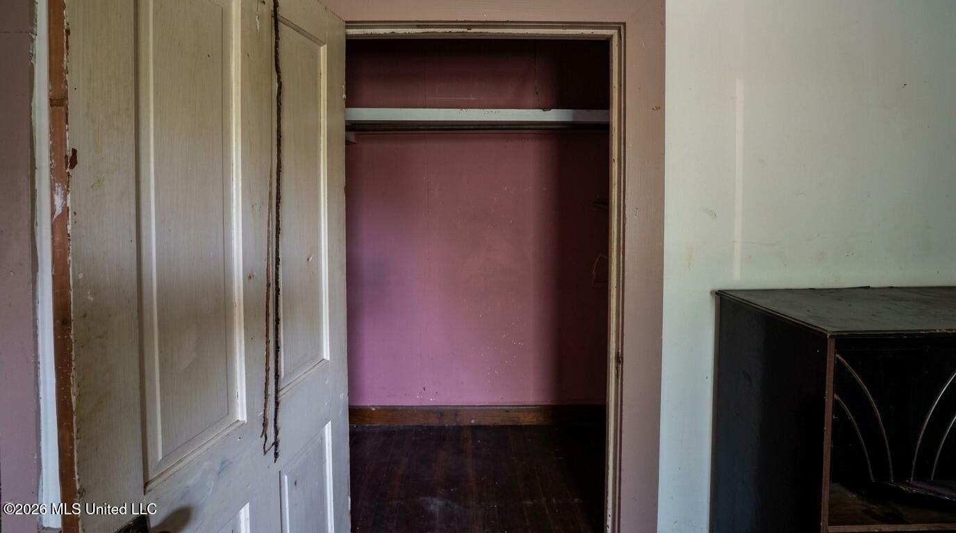 3401 Johnson Street Property Photo 19