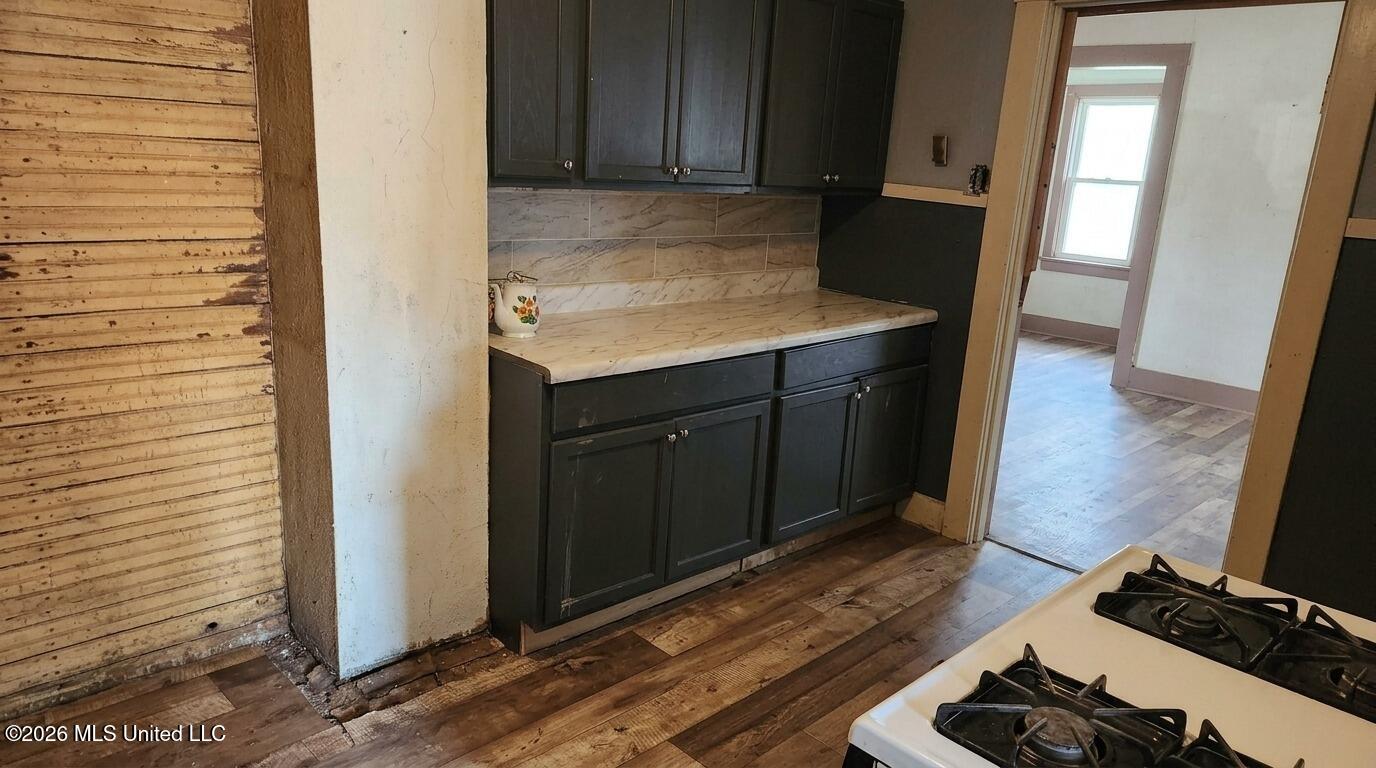 3401 Johnson Street Property Photo 21
