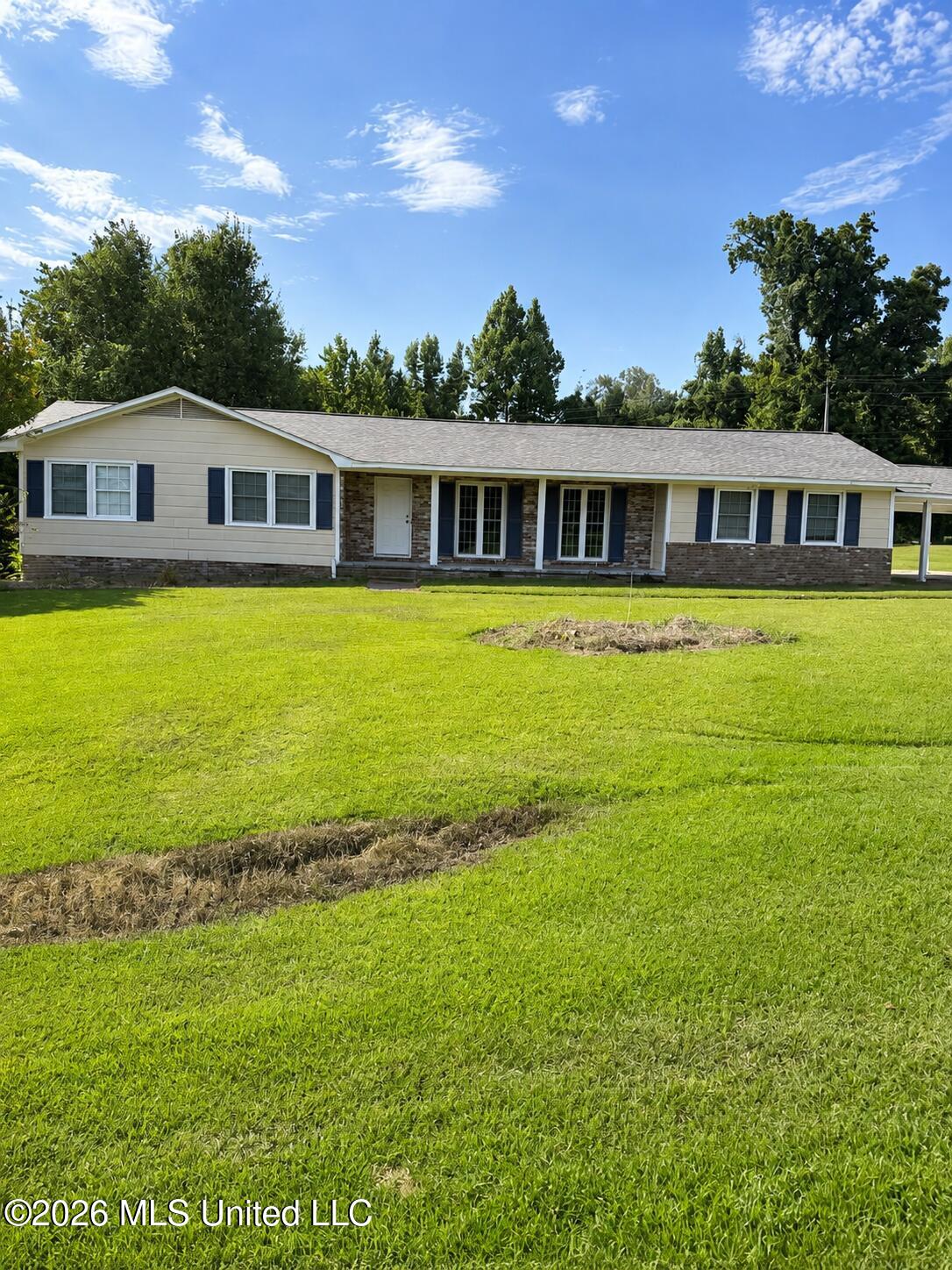 1612 Moonmist Drive Property Photo 2