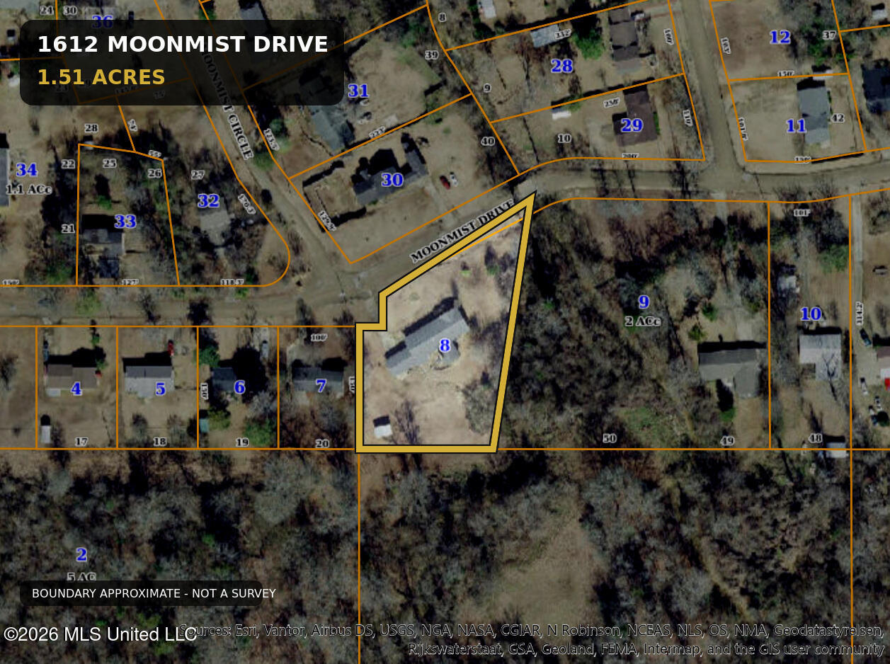 1612 Moonmist Drive Property Photo 4