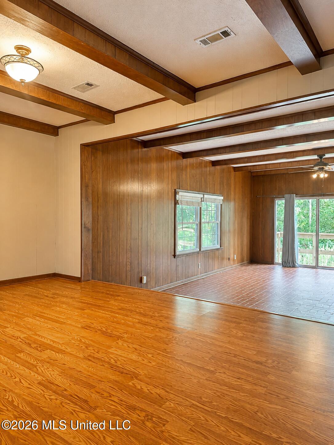 1612 Moonmist Drive Property Photo 8