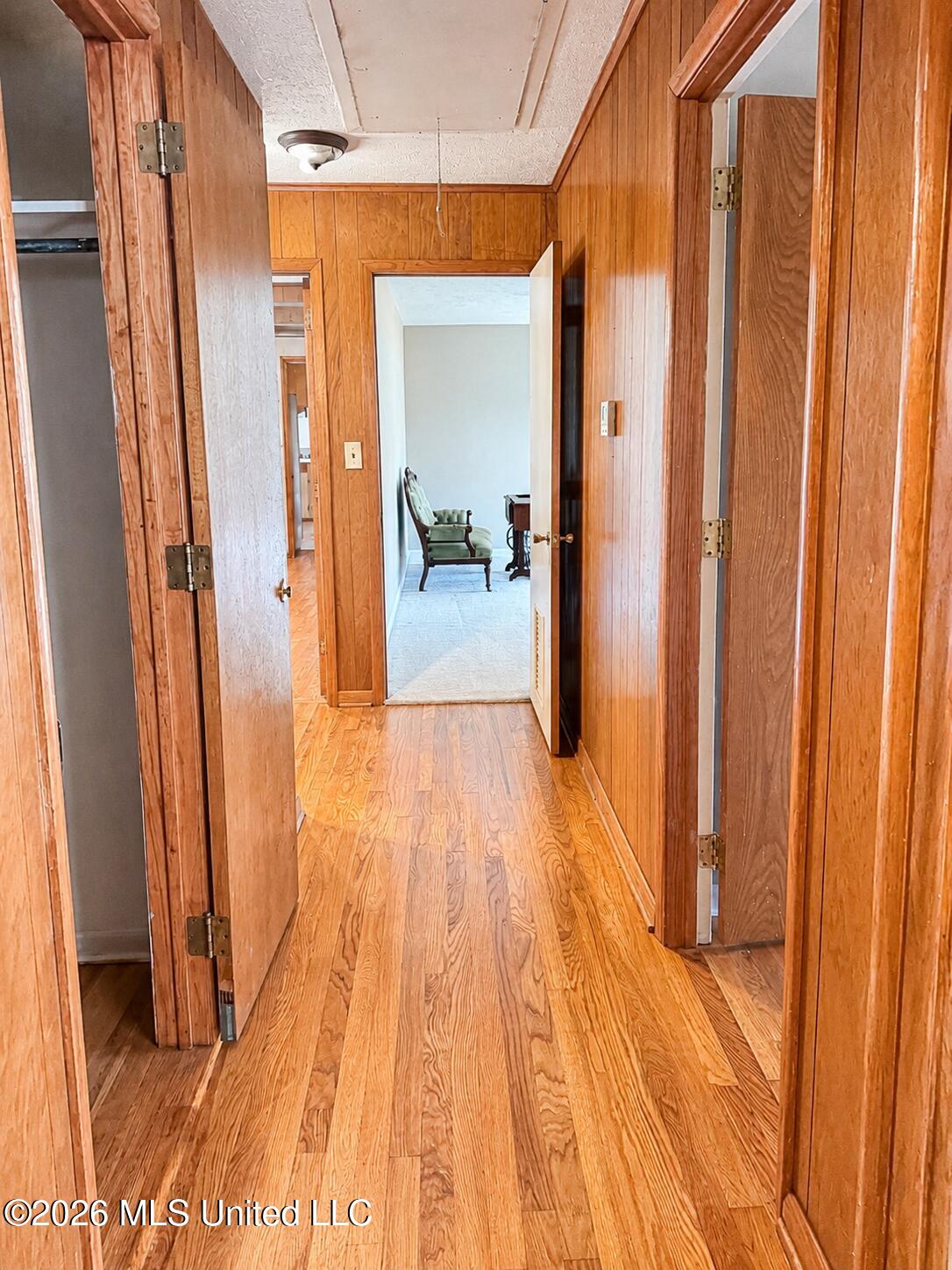 1612 Moonmist Drive Property Photo 24