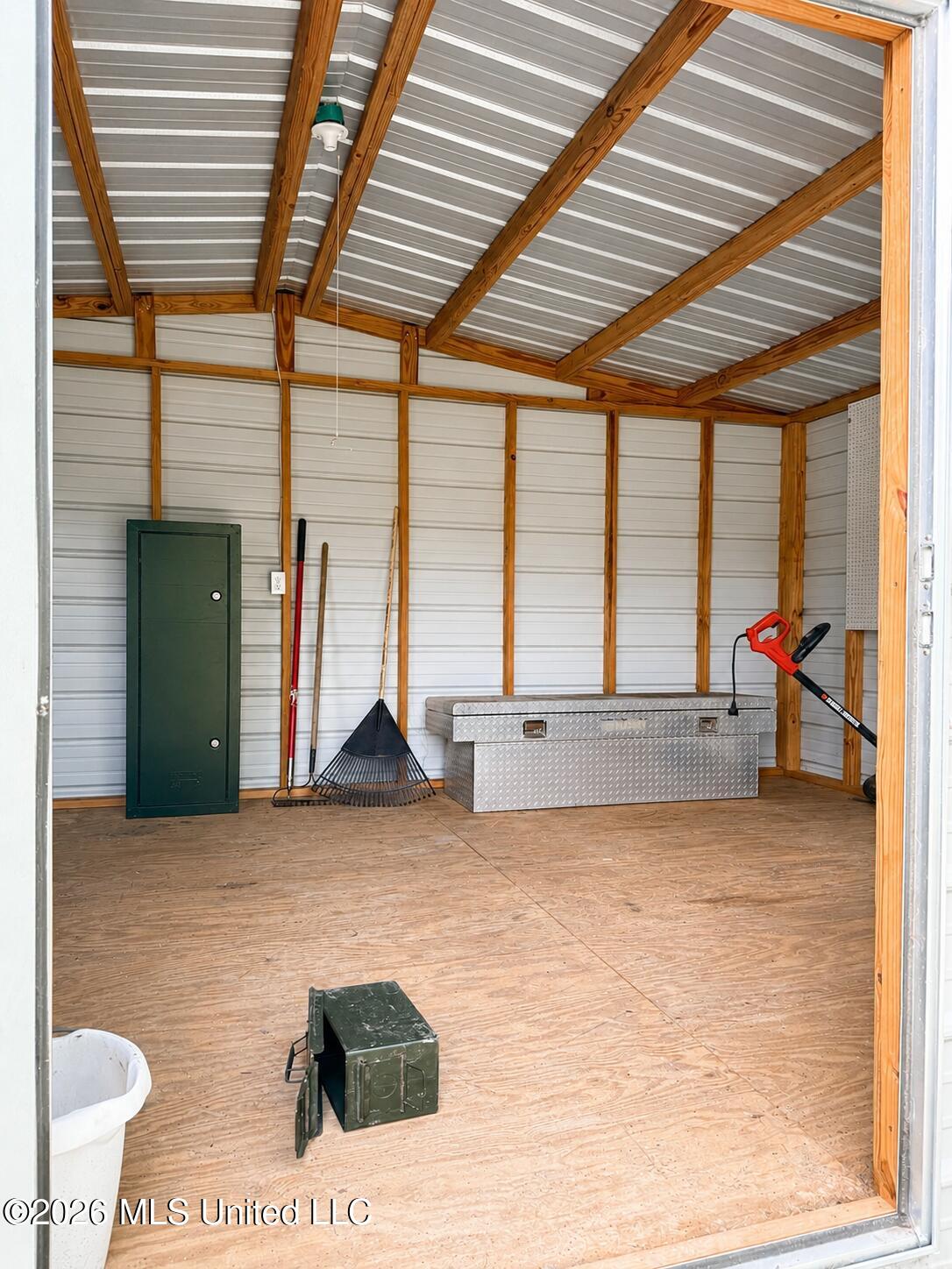 1612 Moonmist Drive Property Photo 28
