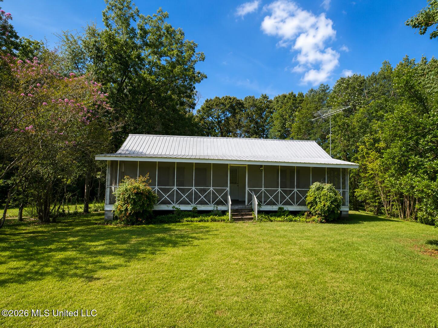 505 W 10th Avenue Property Photo 1