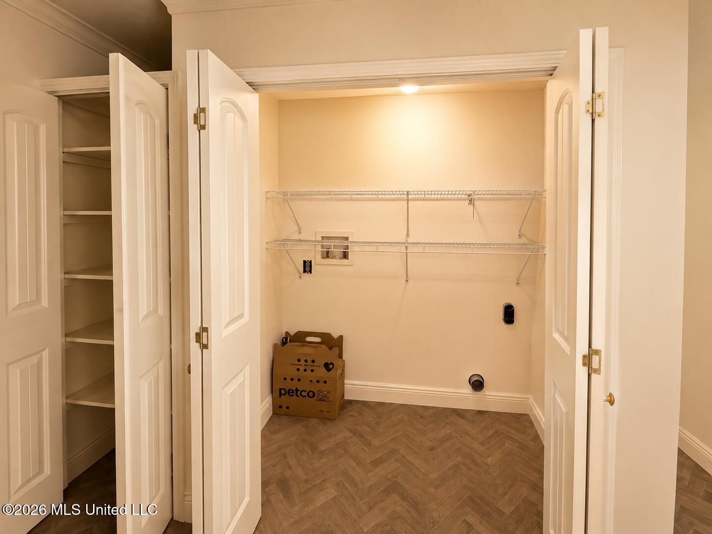 505 W 10th Avenue Property Photo 14