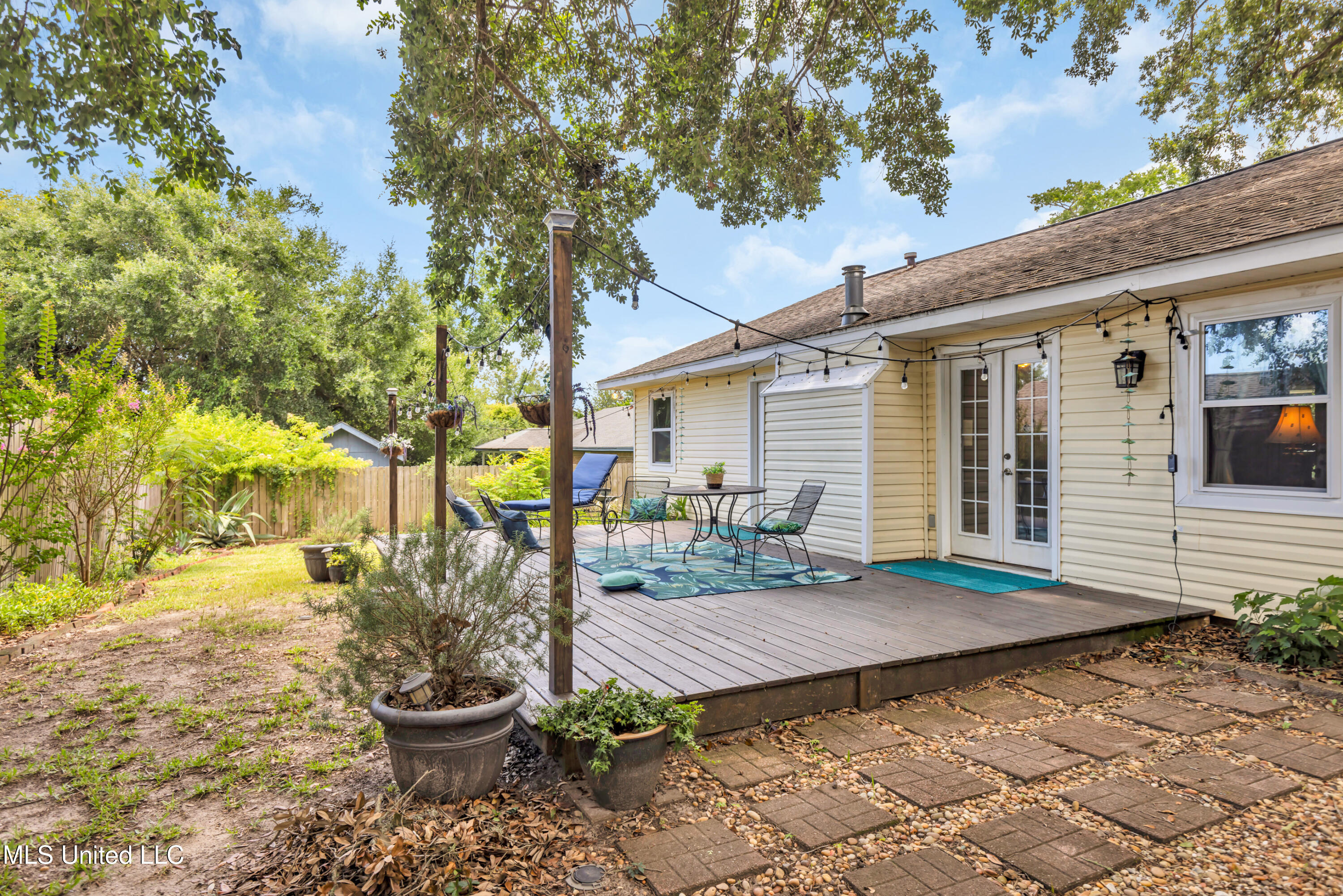 109 Palm Avenue Property Photo 18
