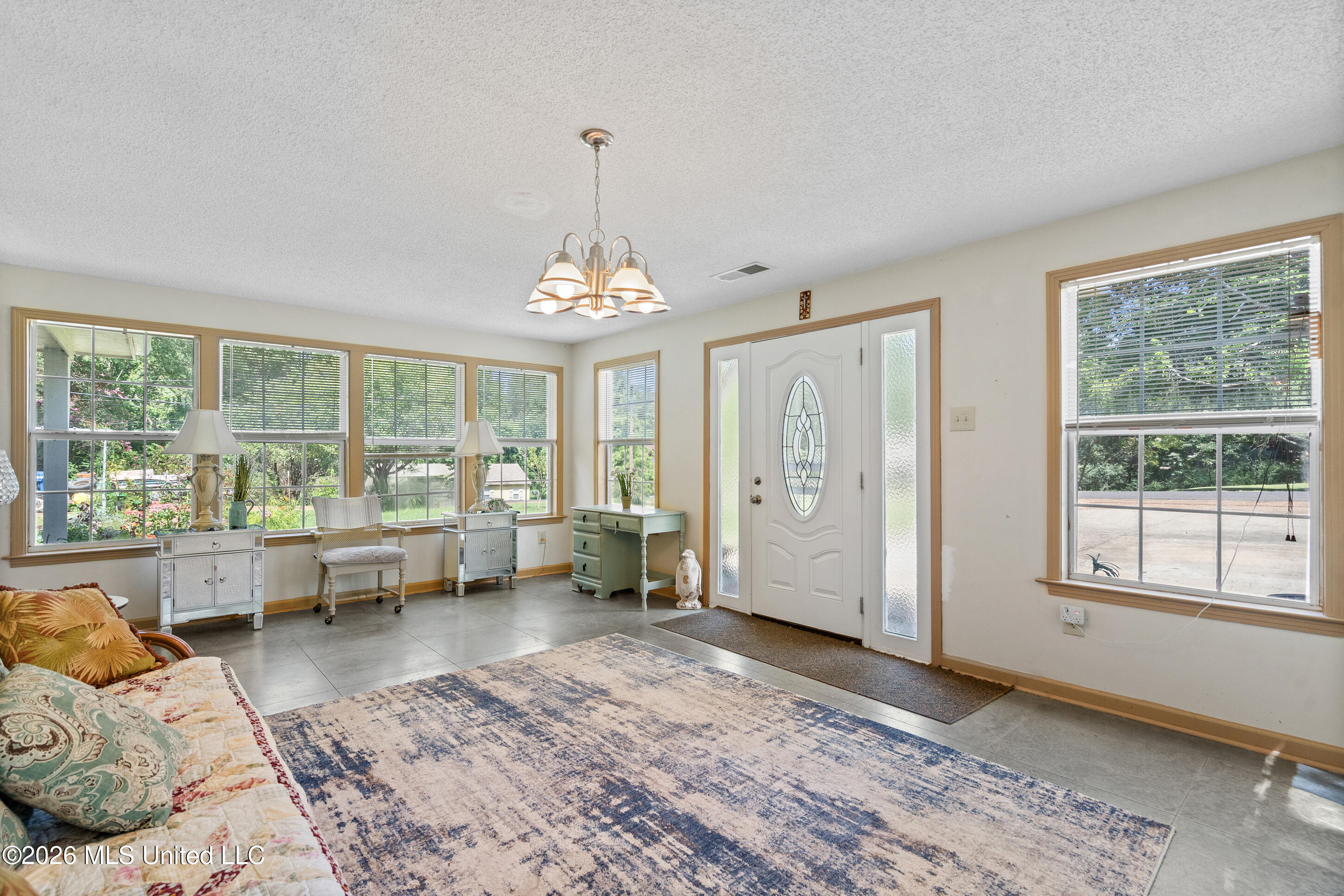 401 Black Bear Cove Property Photo 6