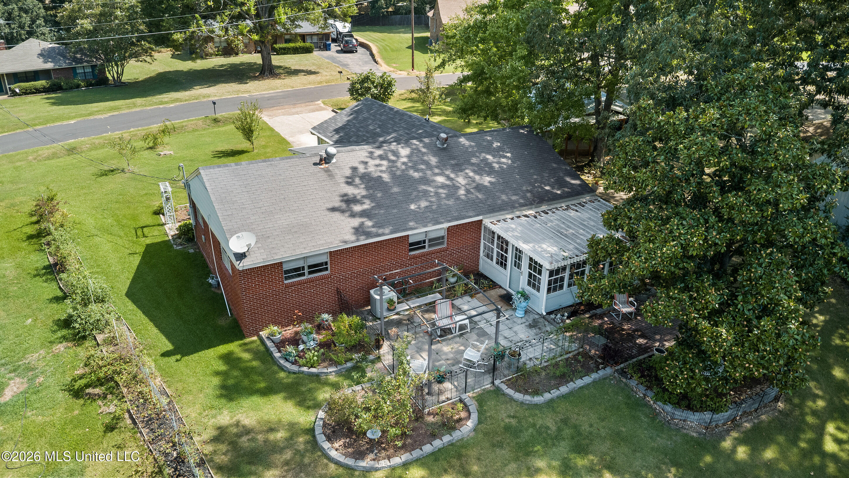 401 Black Bear Cove Property Photo 39