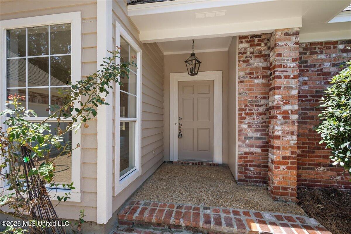 427 Apple Valley Property Photo 4