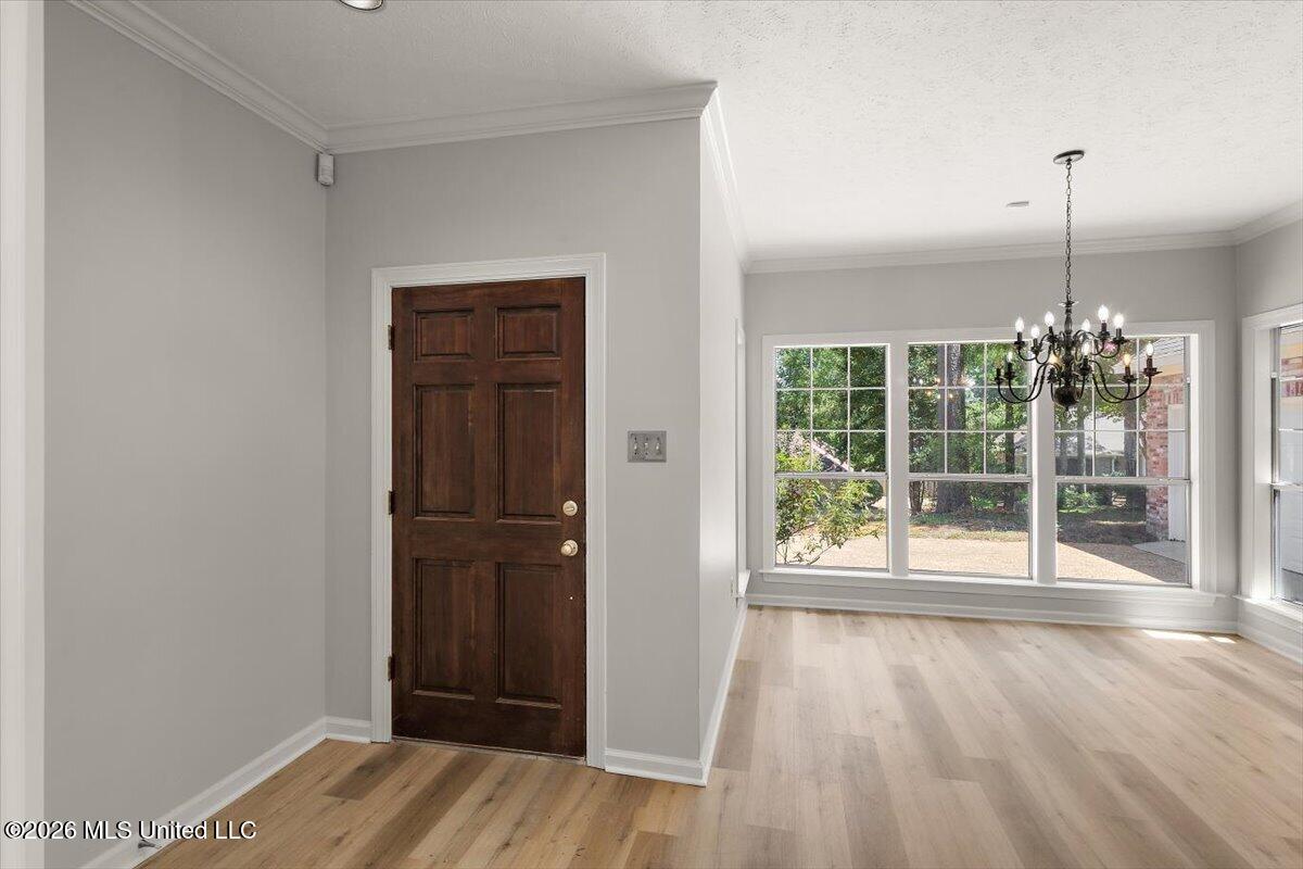 427 Apple Valley Property Photo 5