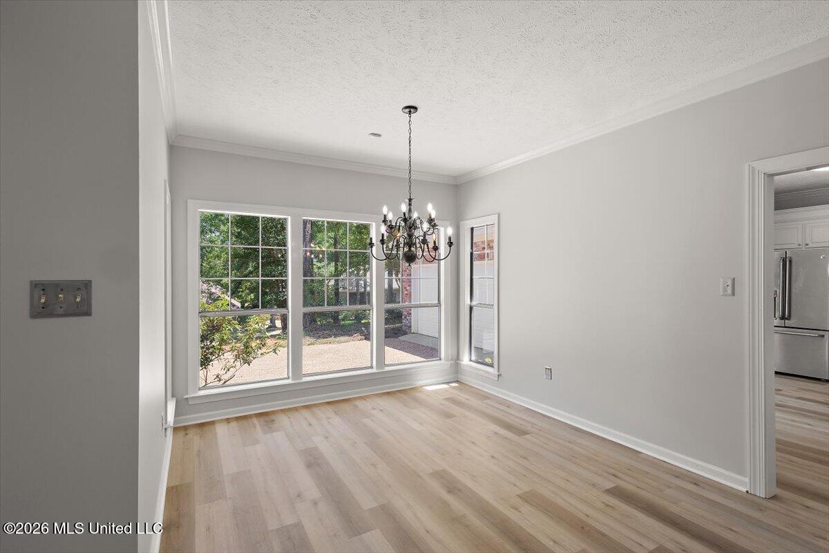 427 Apple Valley Property Photo 7