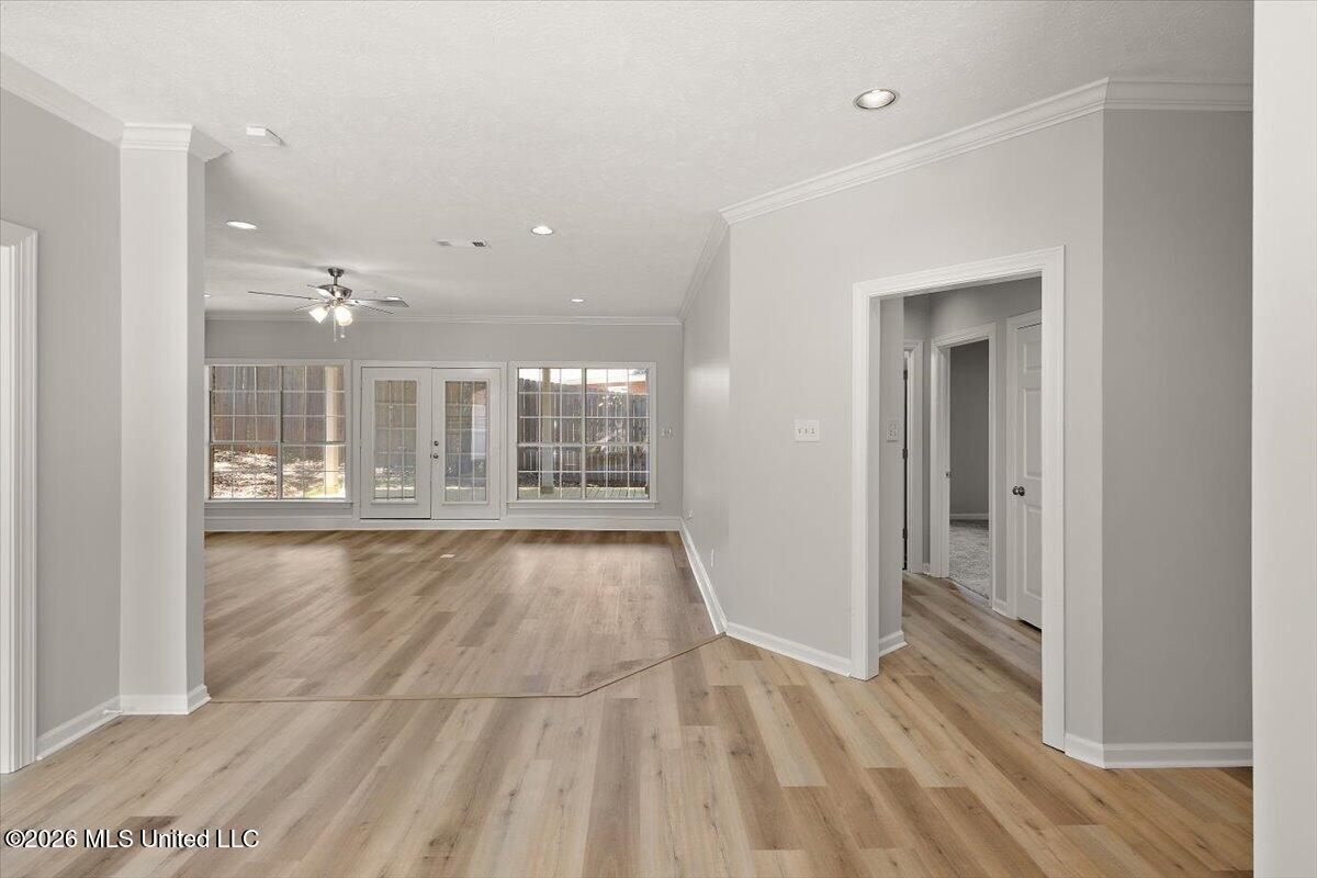 427 Apple Valley Property Photo 8