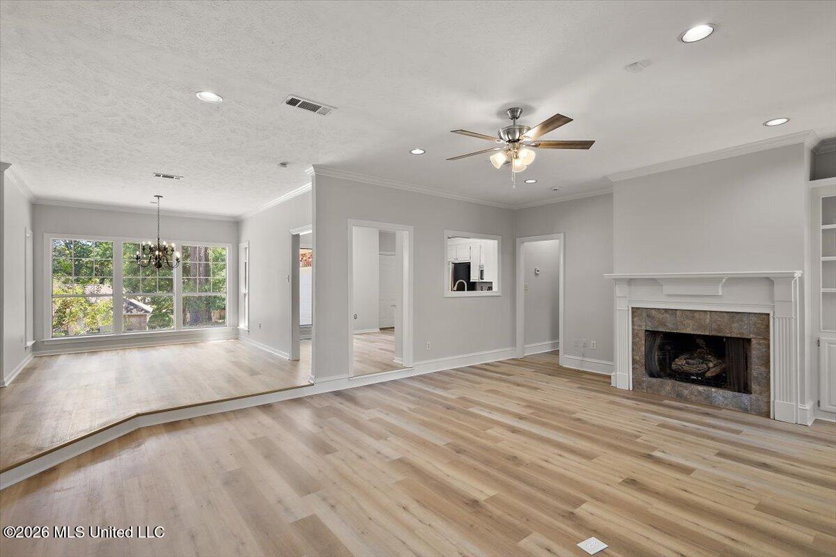 427 Apple Valley Property Photo 9