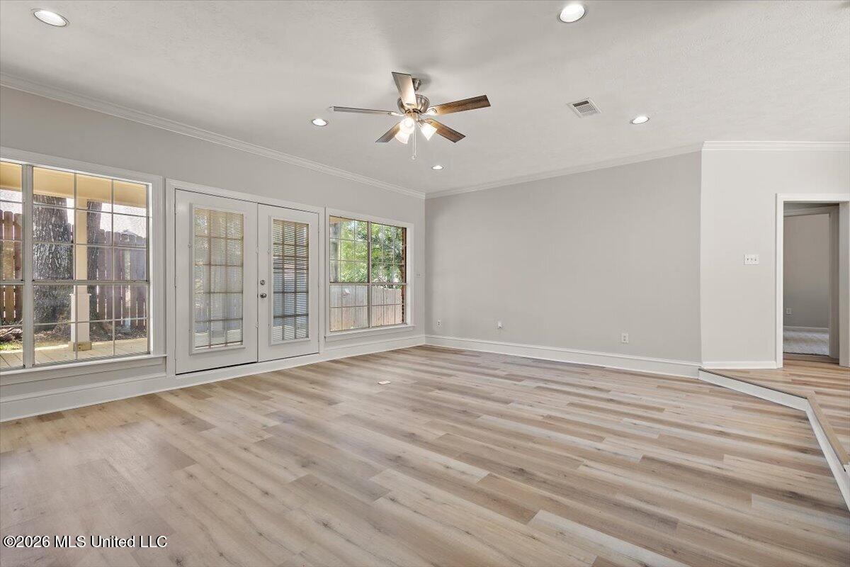 427 Apple Valley Property Photo 11