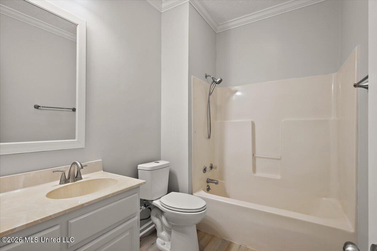 427 Apple Valley Property Photo 22